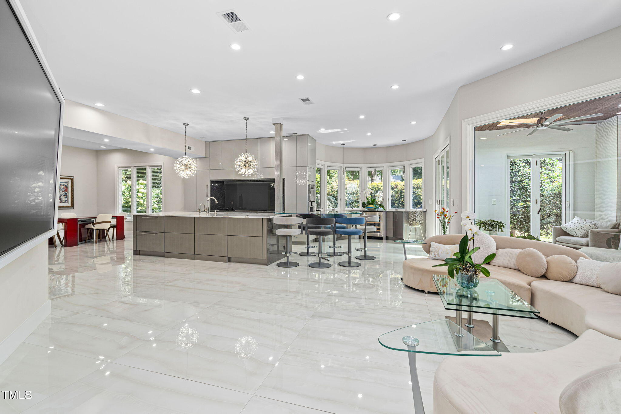 915 Crabtree Crossing Parkway