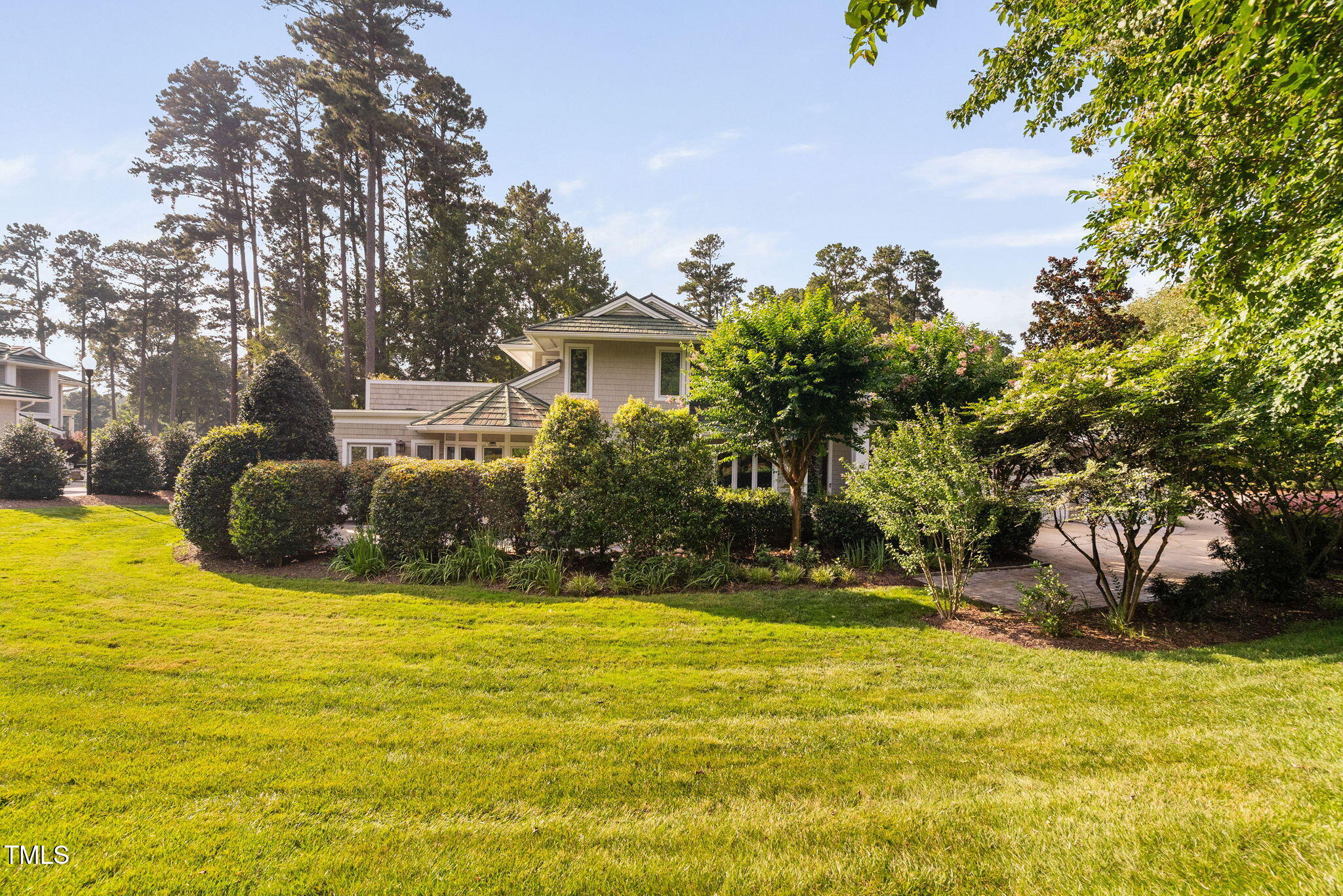 915 Crabtree Crossing Parkway