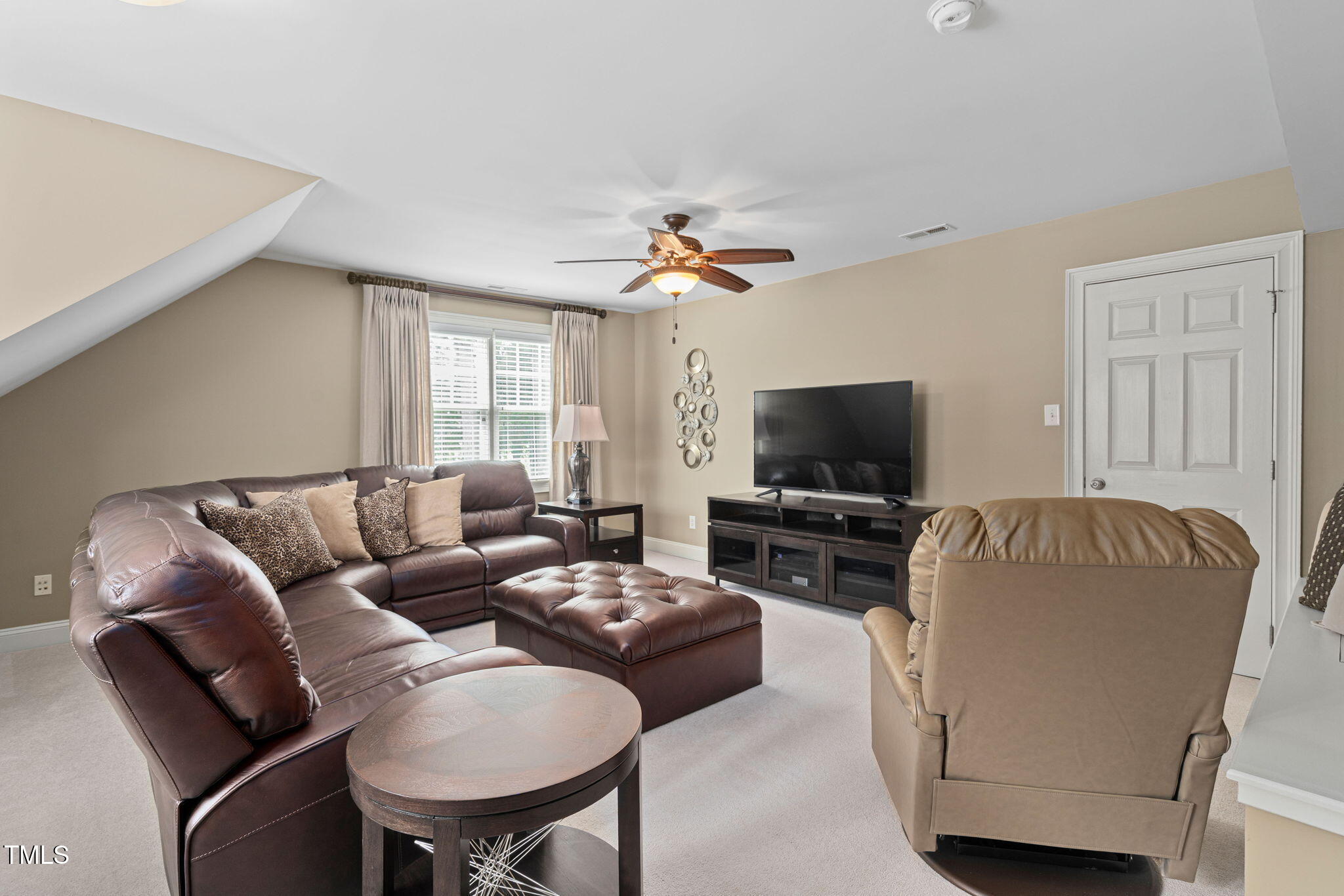 1104 Colonial Club Road