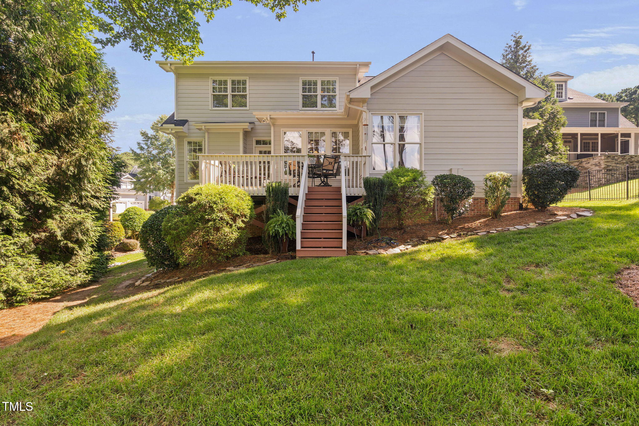 1104 Colonial Club Road