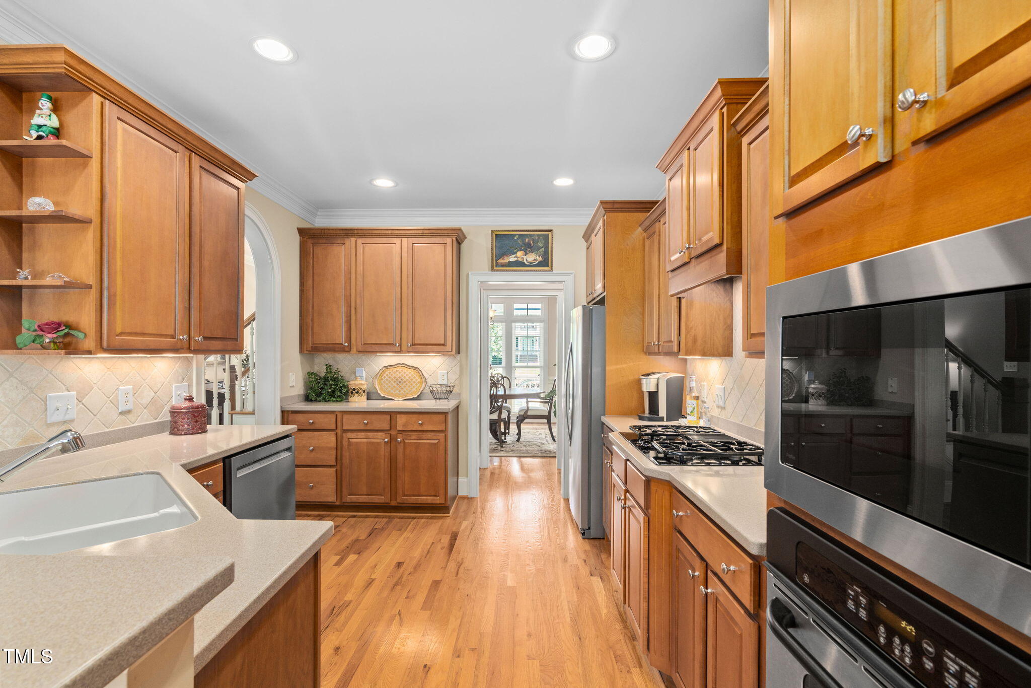 1104 Colonial Club Road