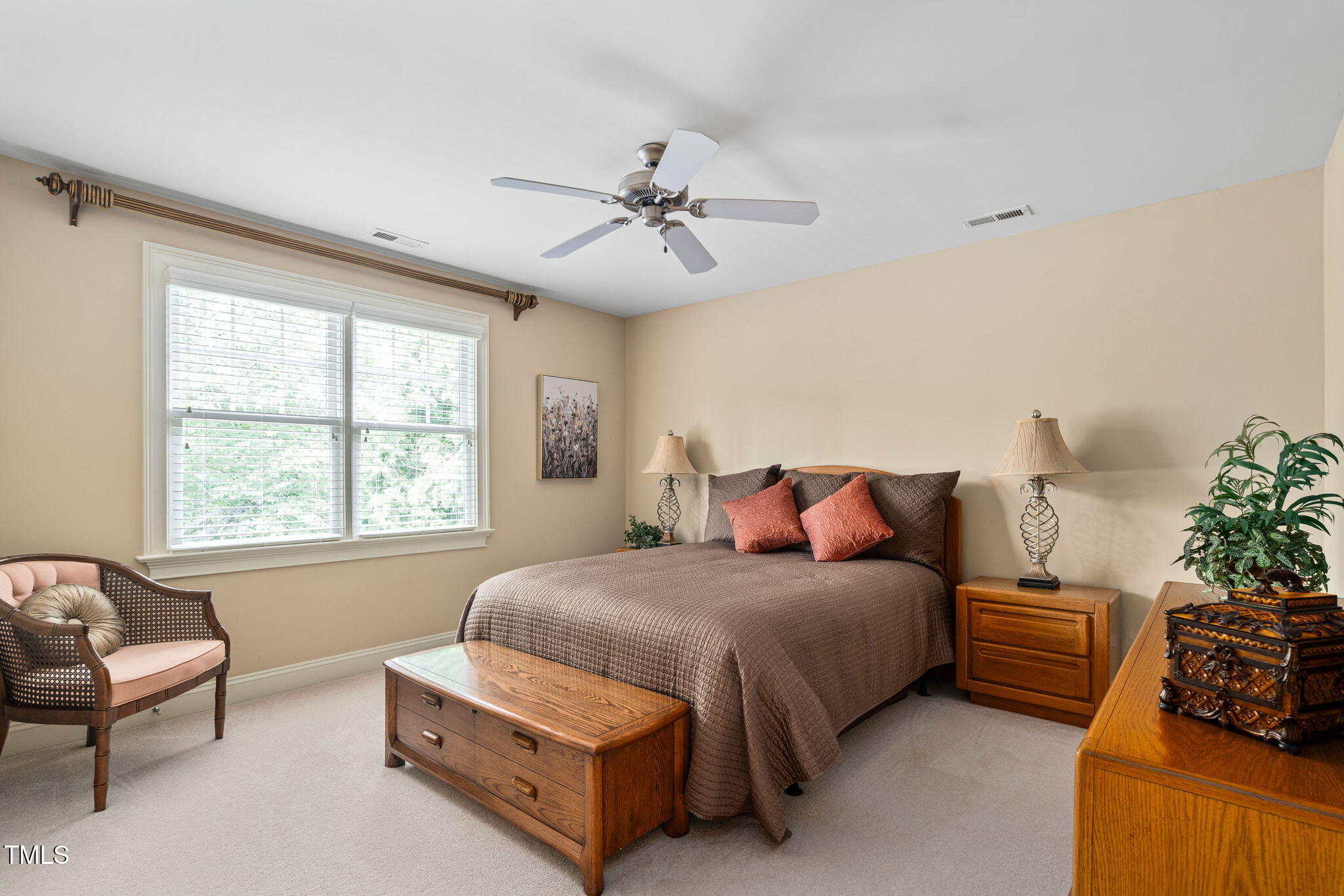 1104 Colonial Club Road