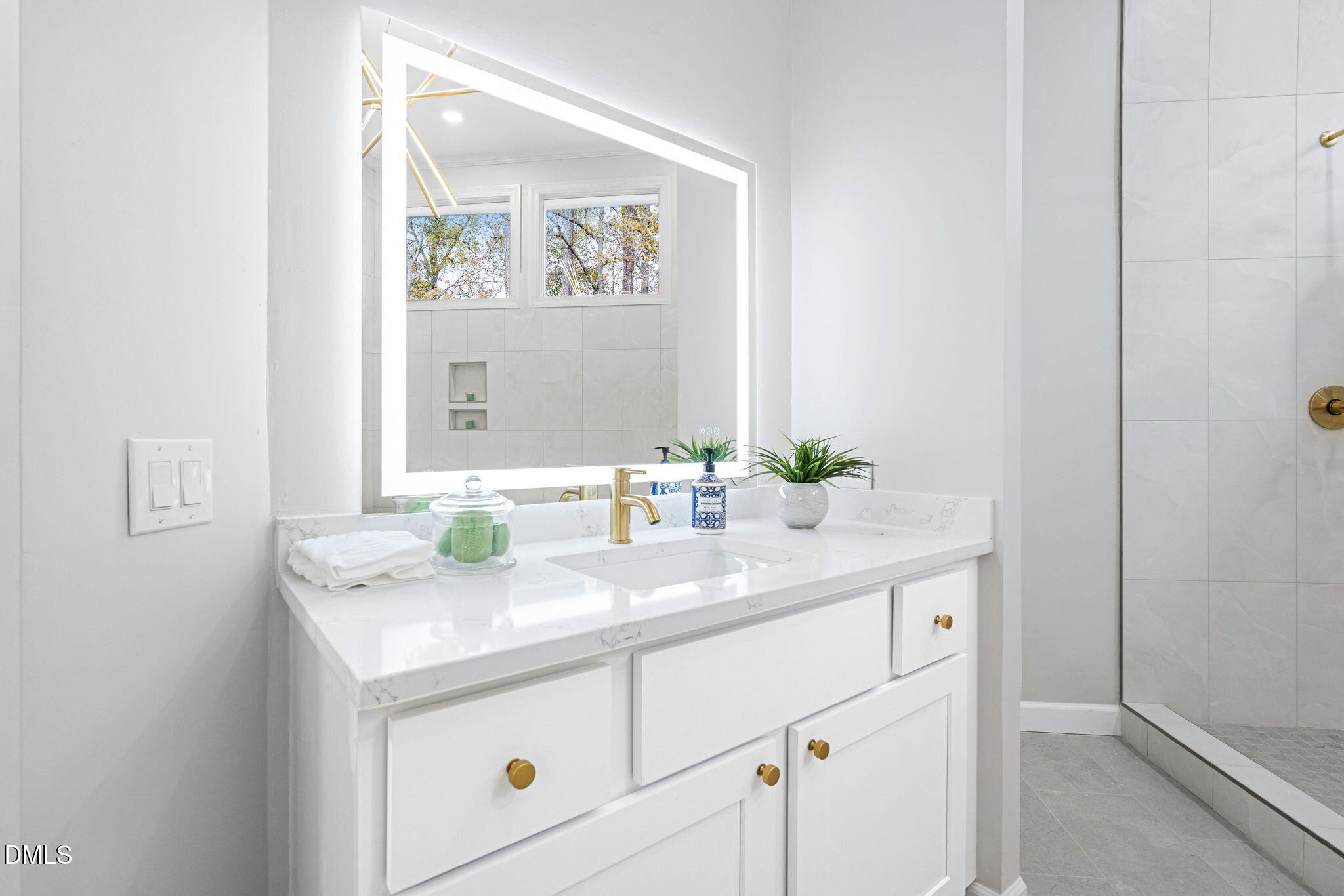 101 Turquoise Creek Drive