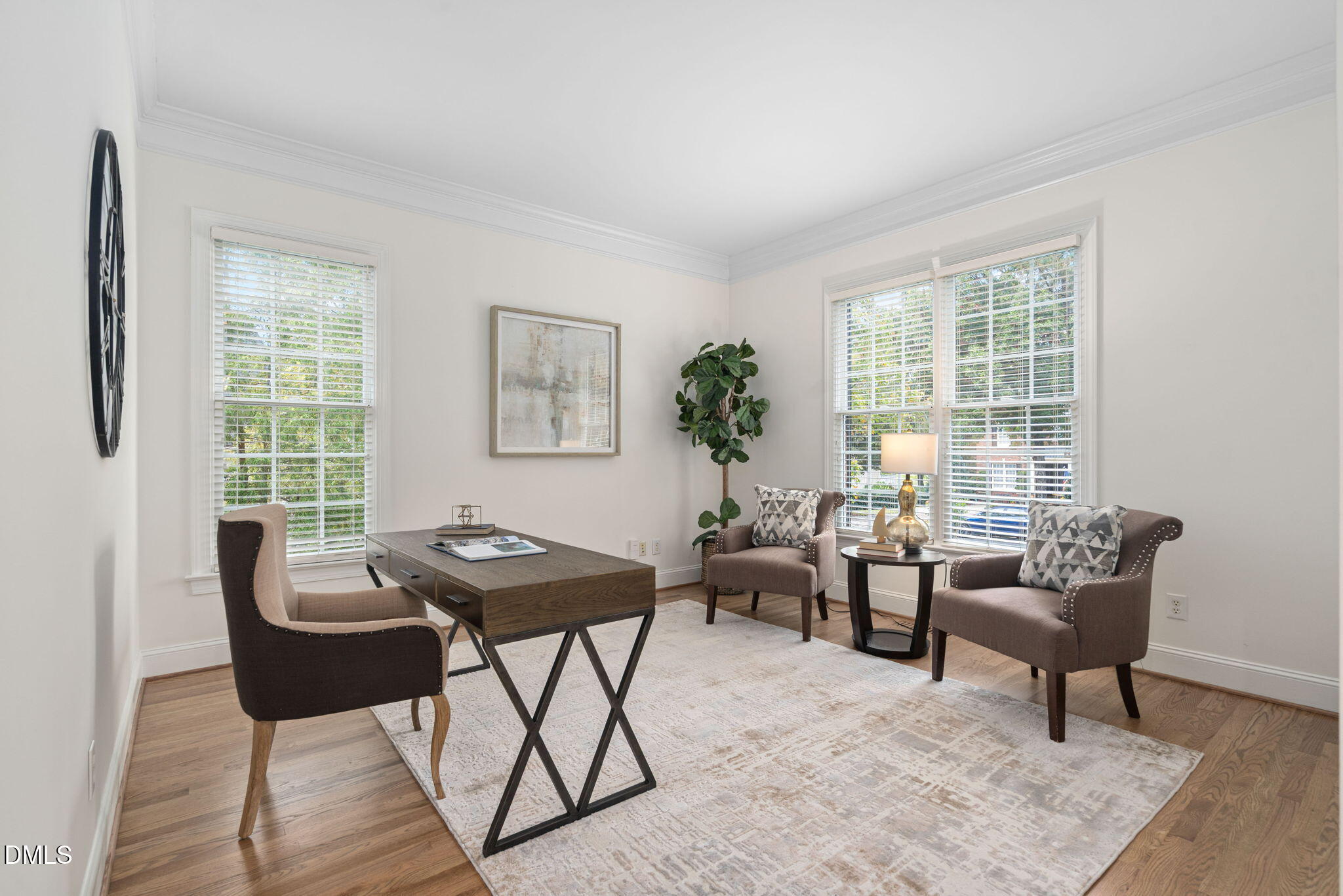 310 Hogans Valley Way