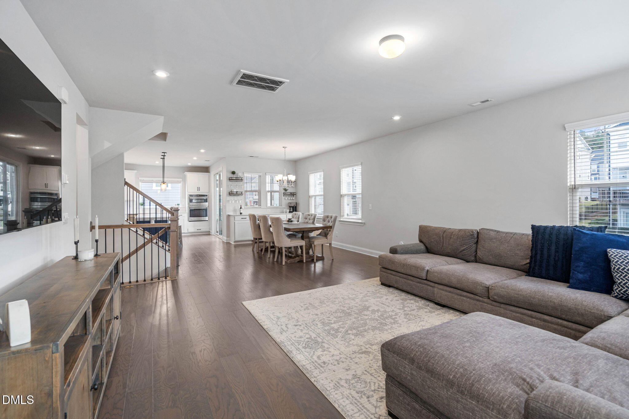 811 Amley Place