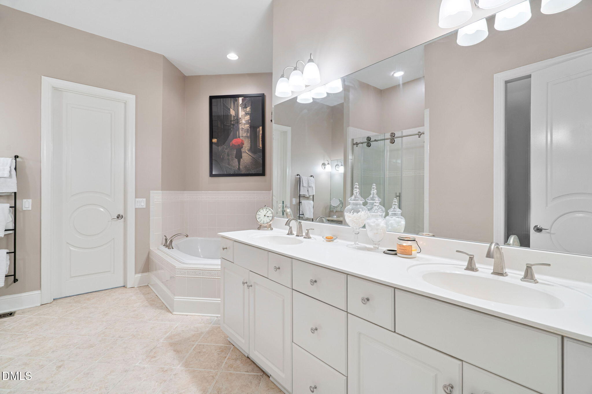 901 Crabtree Crossing Parkway