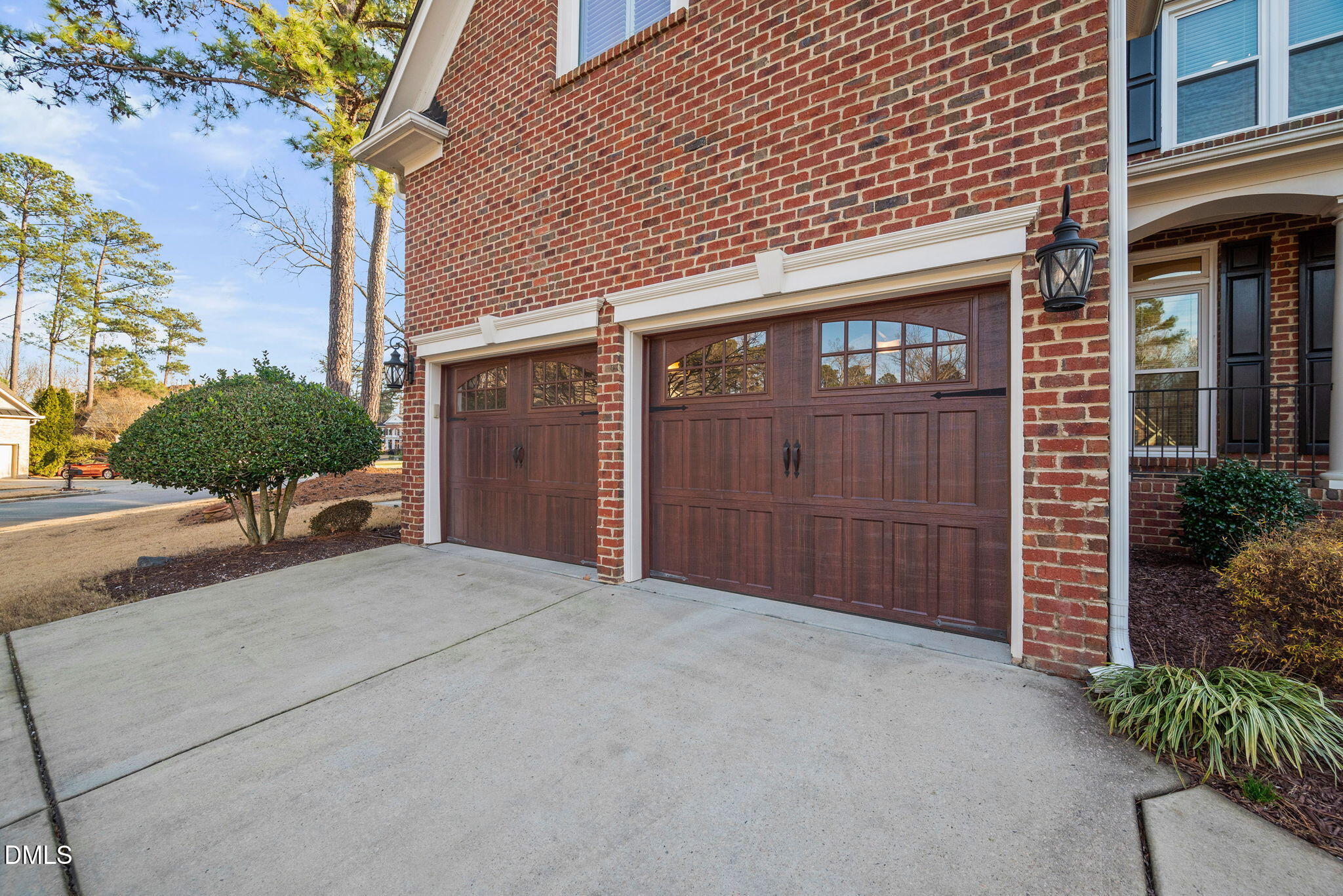 214 Lantern Ridge Lane