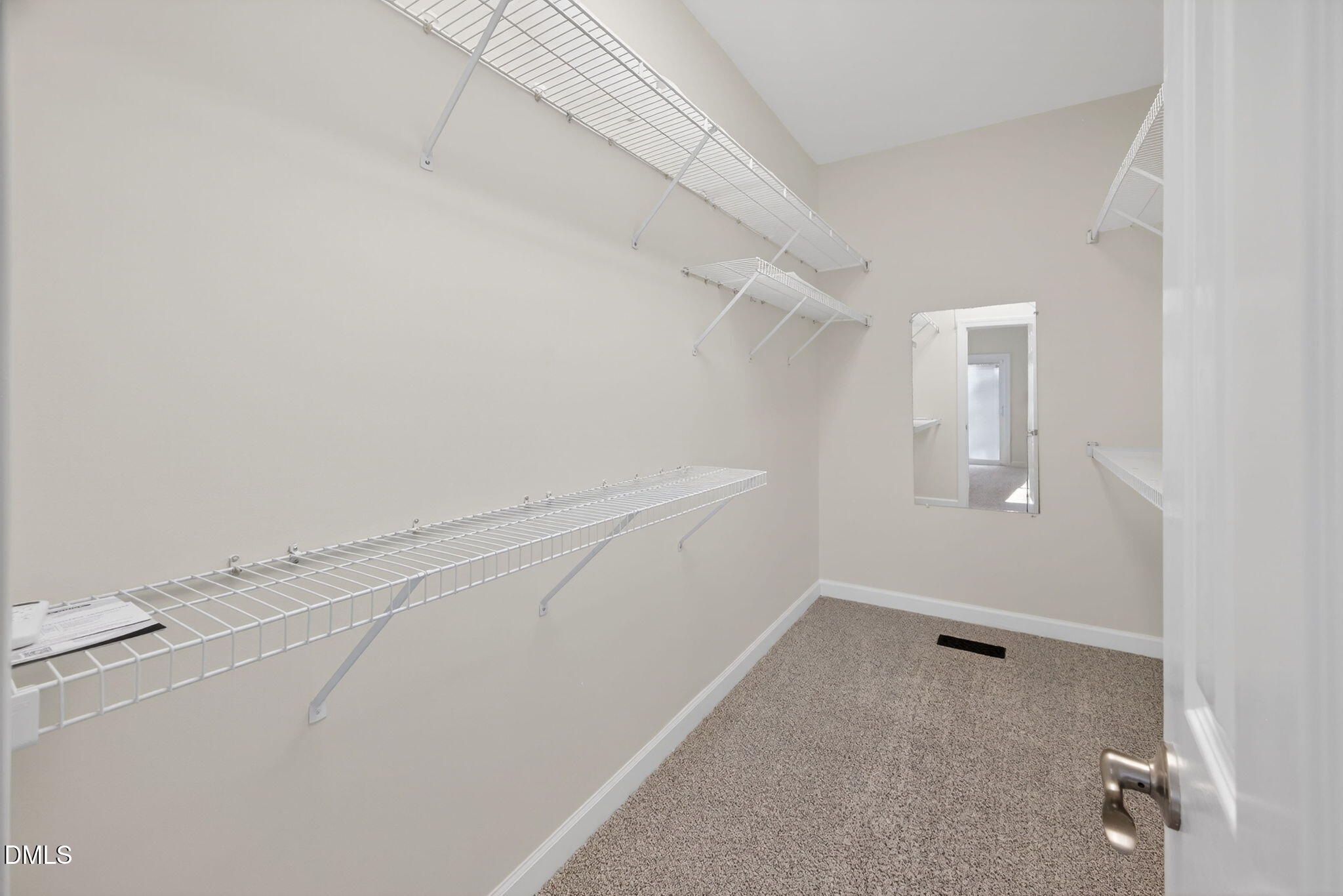 402 Lippershey Court