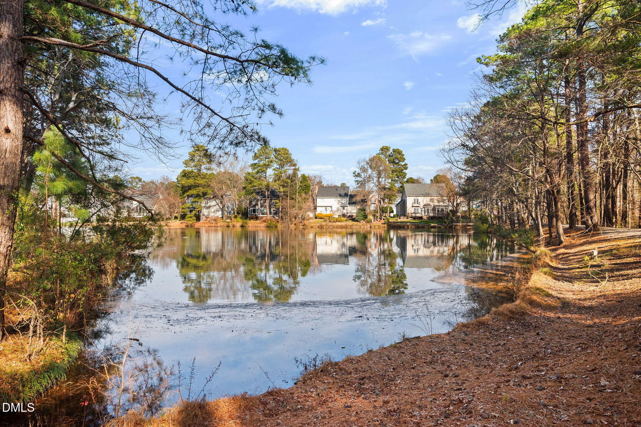 402 Lippershey Court