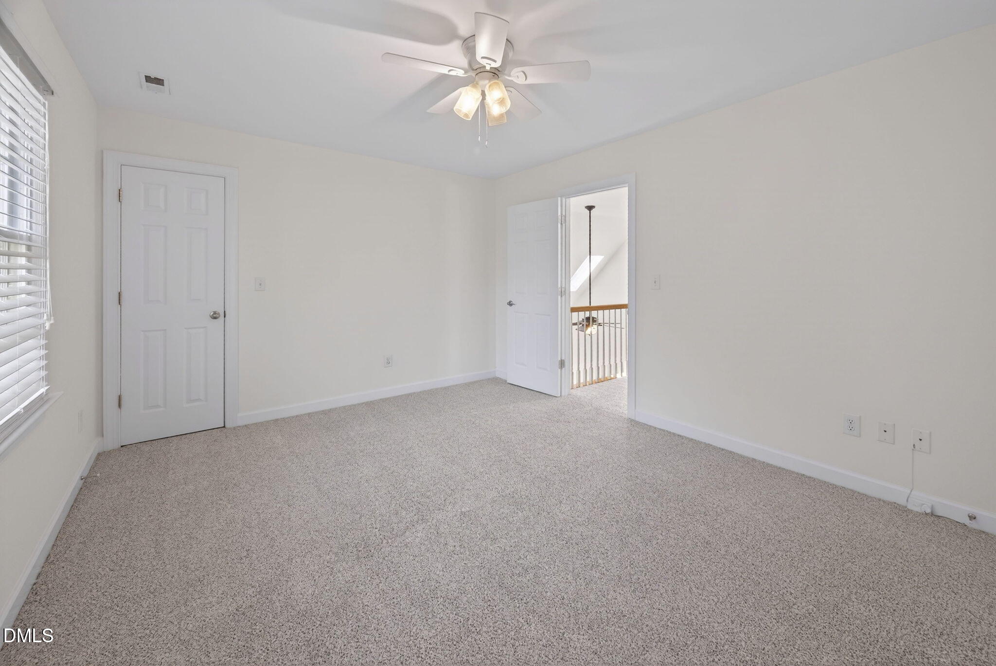 402 Lippershey Court