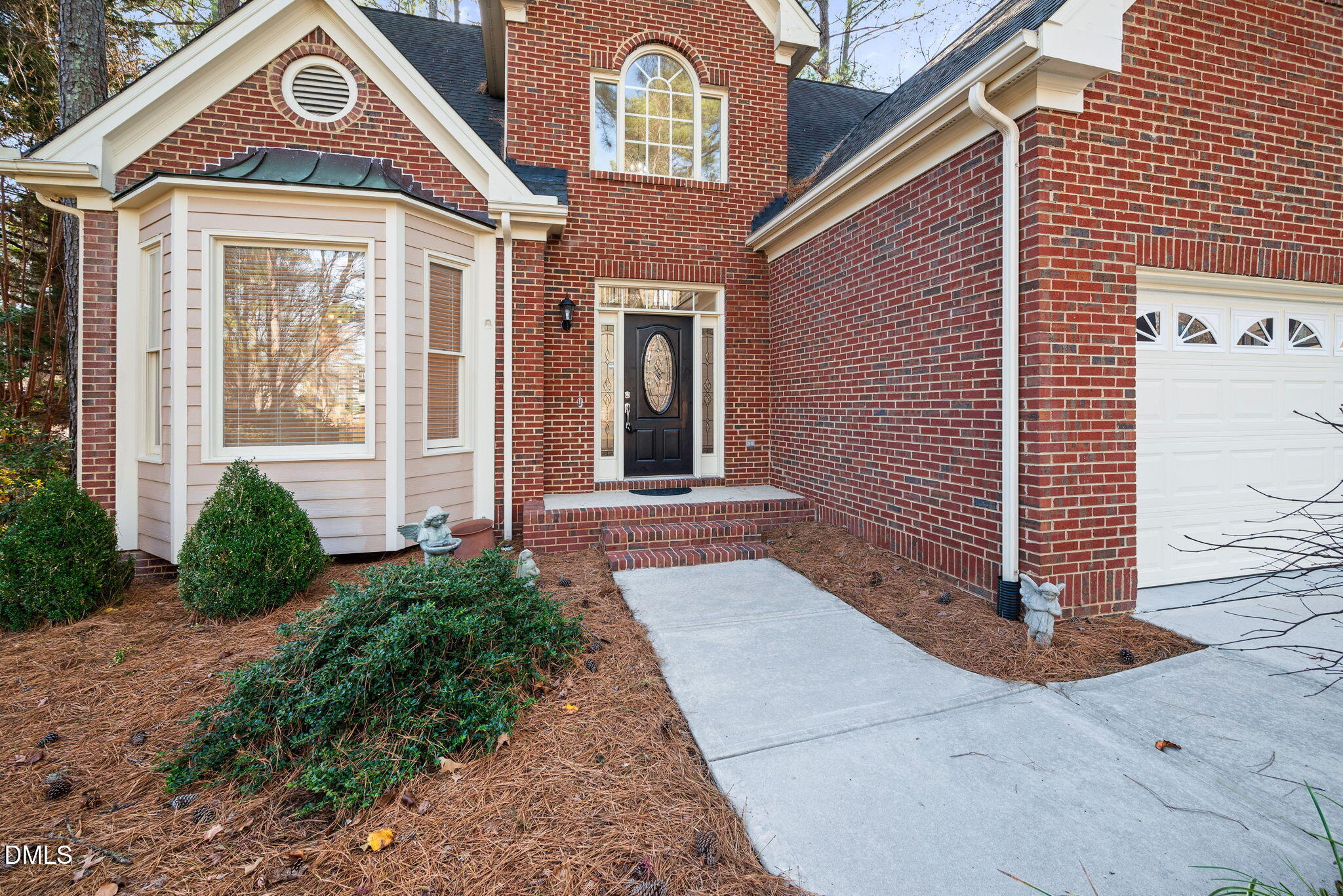 402 Lippershey Court