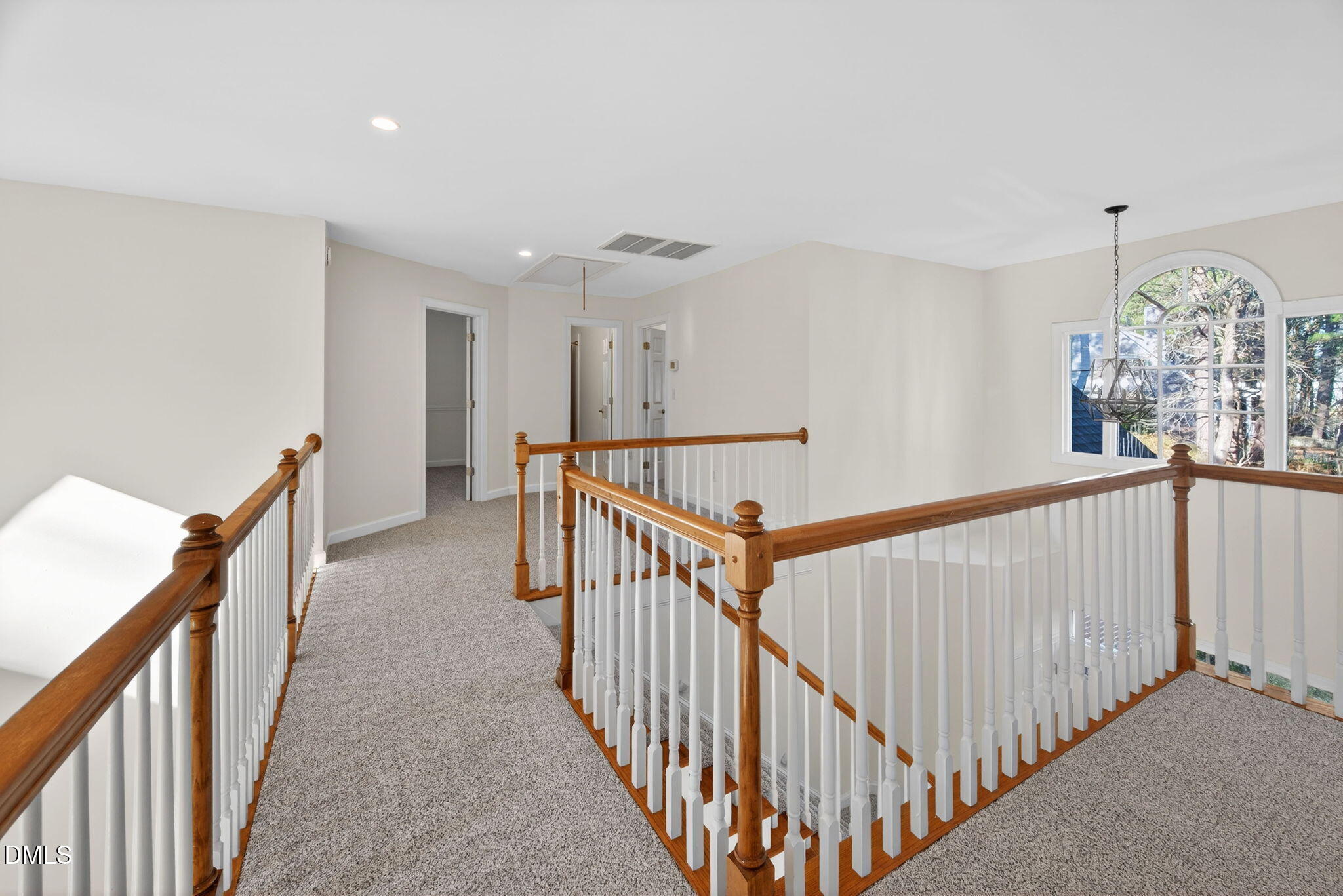 402 Lippershey Court