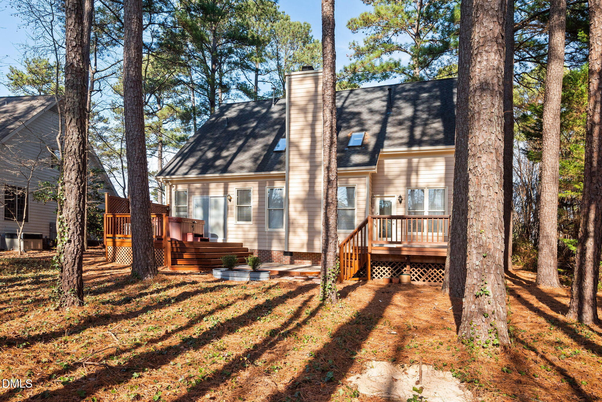 402 Lippershey Court