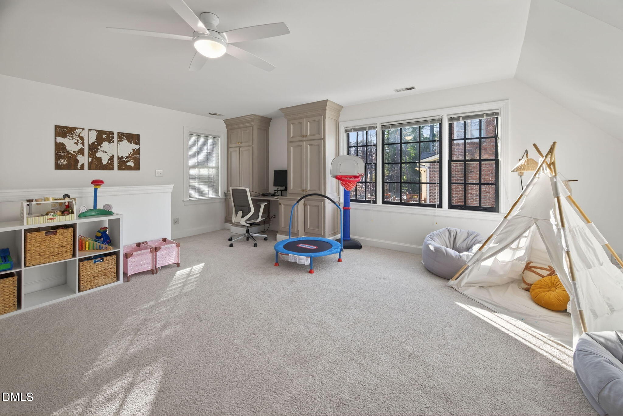 8208 Nantahala Drive