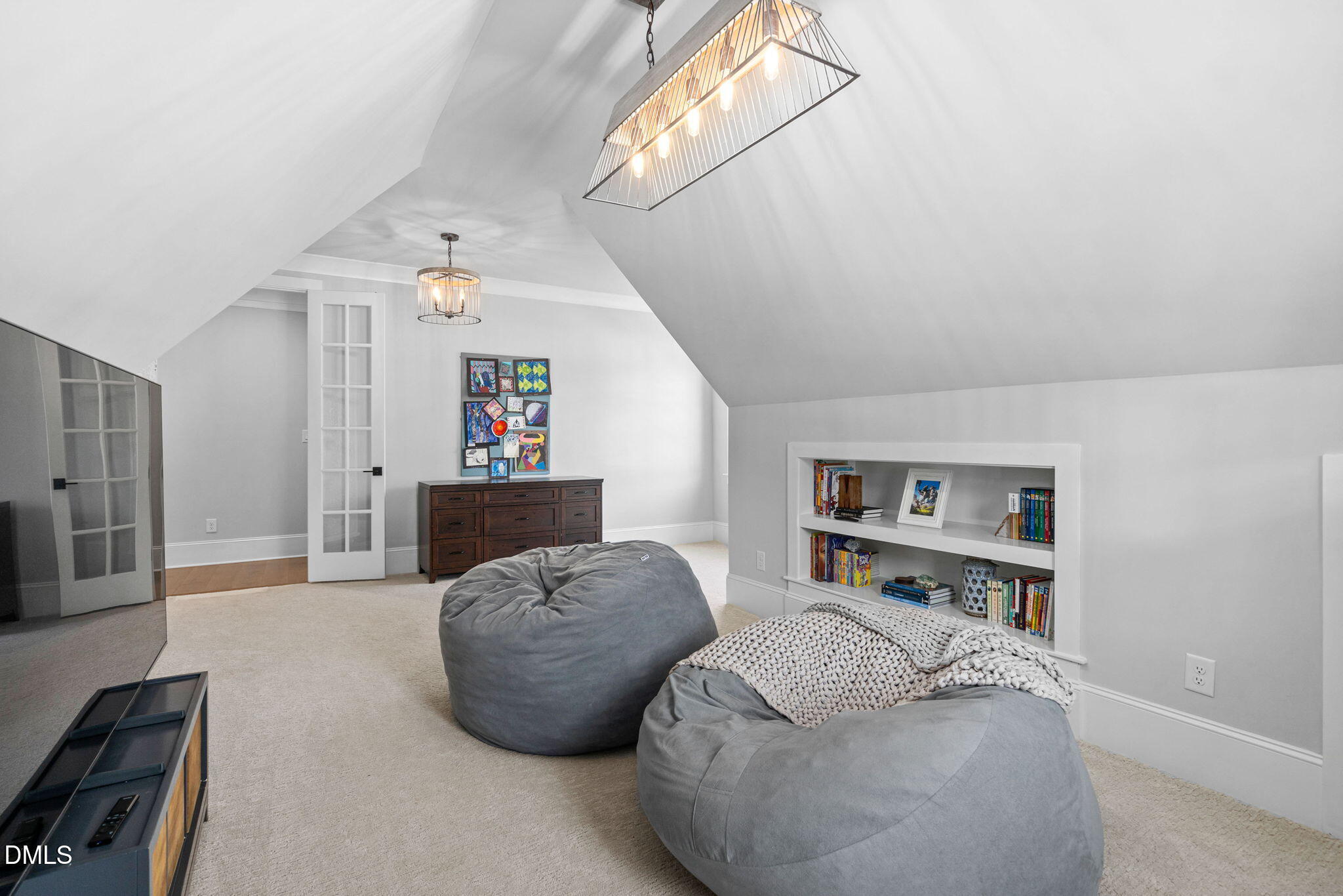 3417 Edgemont Drive