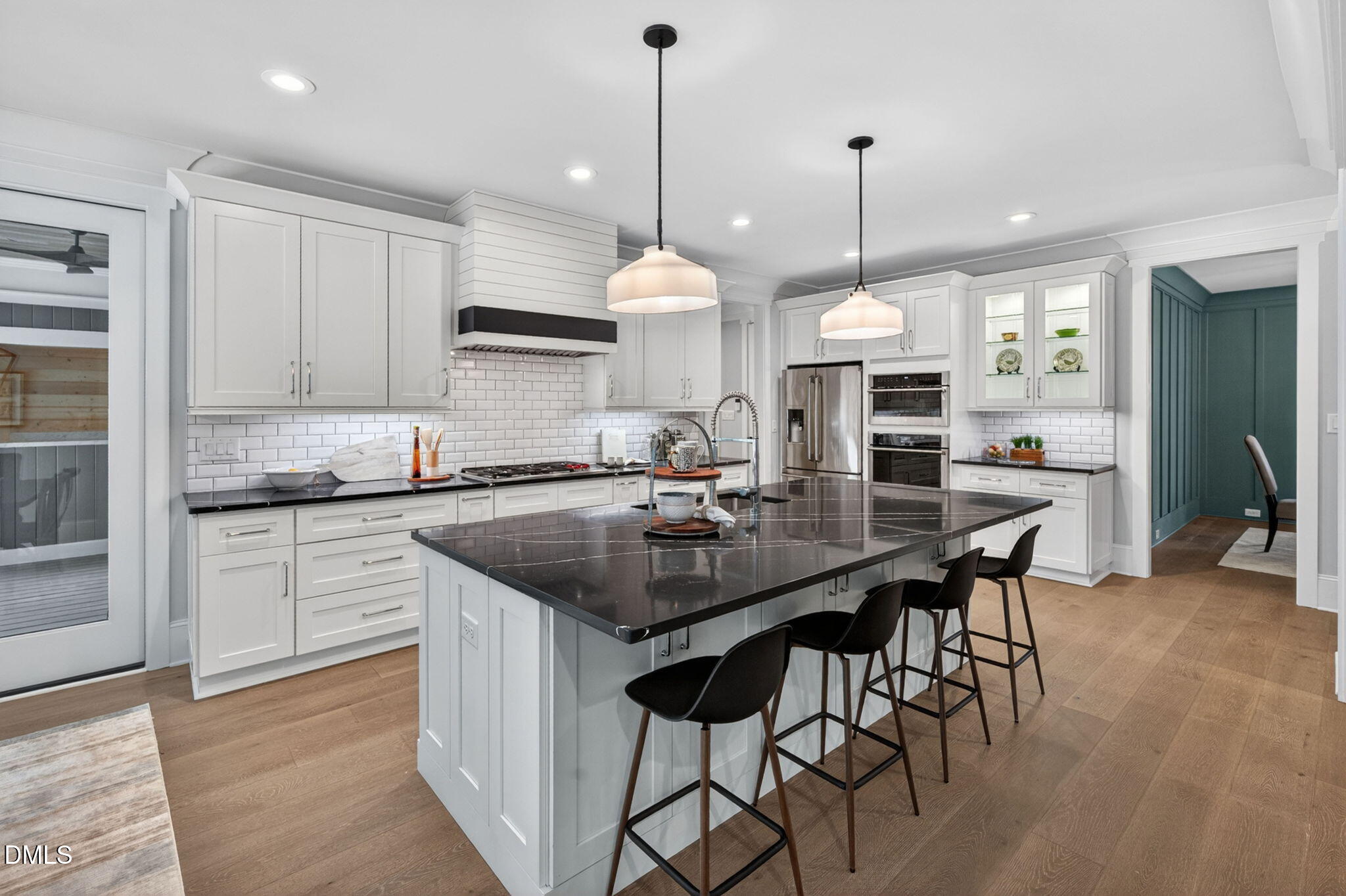 3417 Edgemont Drive