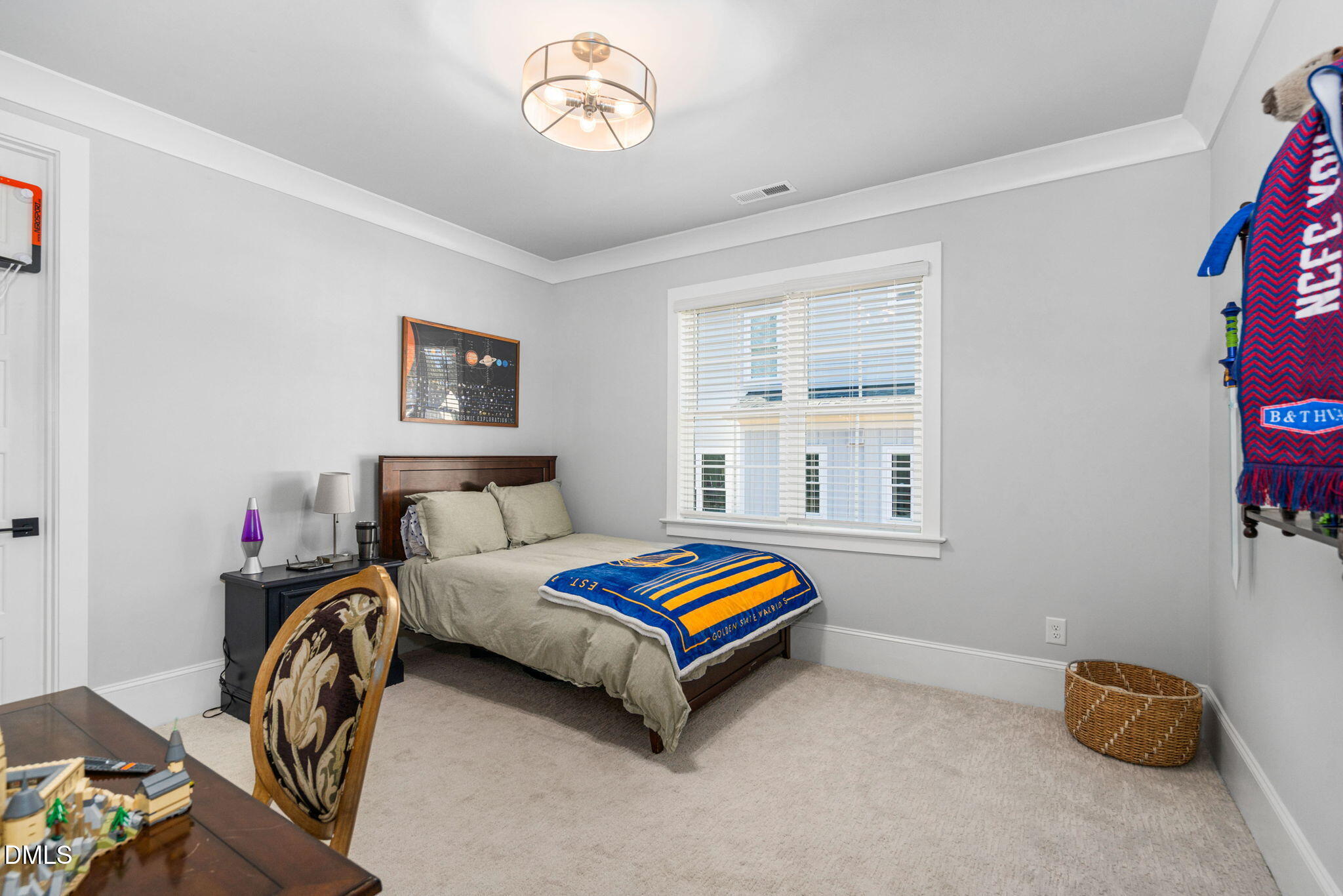 3417 Edgemont Drive