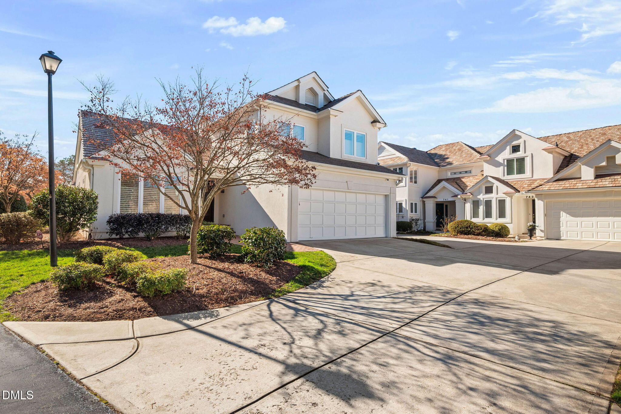 739 Crabtree Crossing