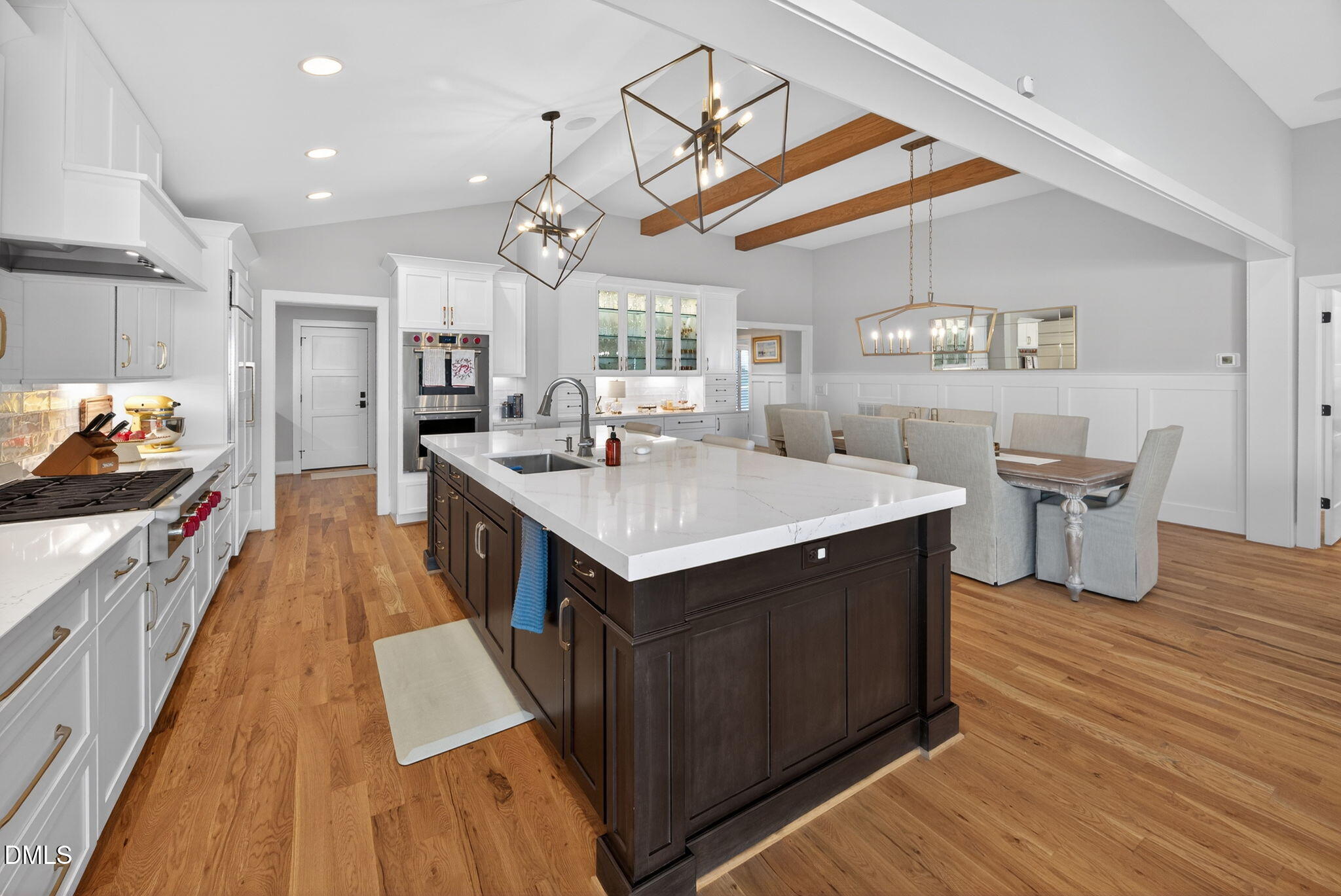 739 Crabtree Crossing