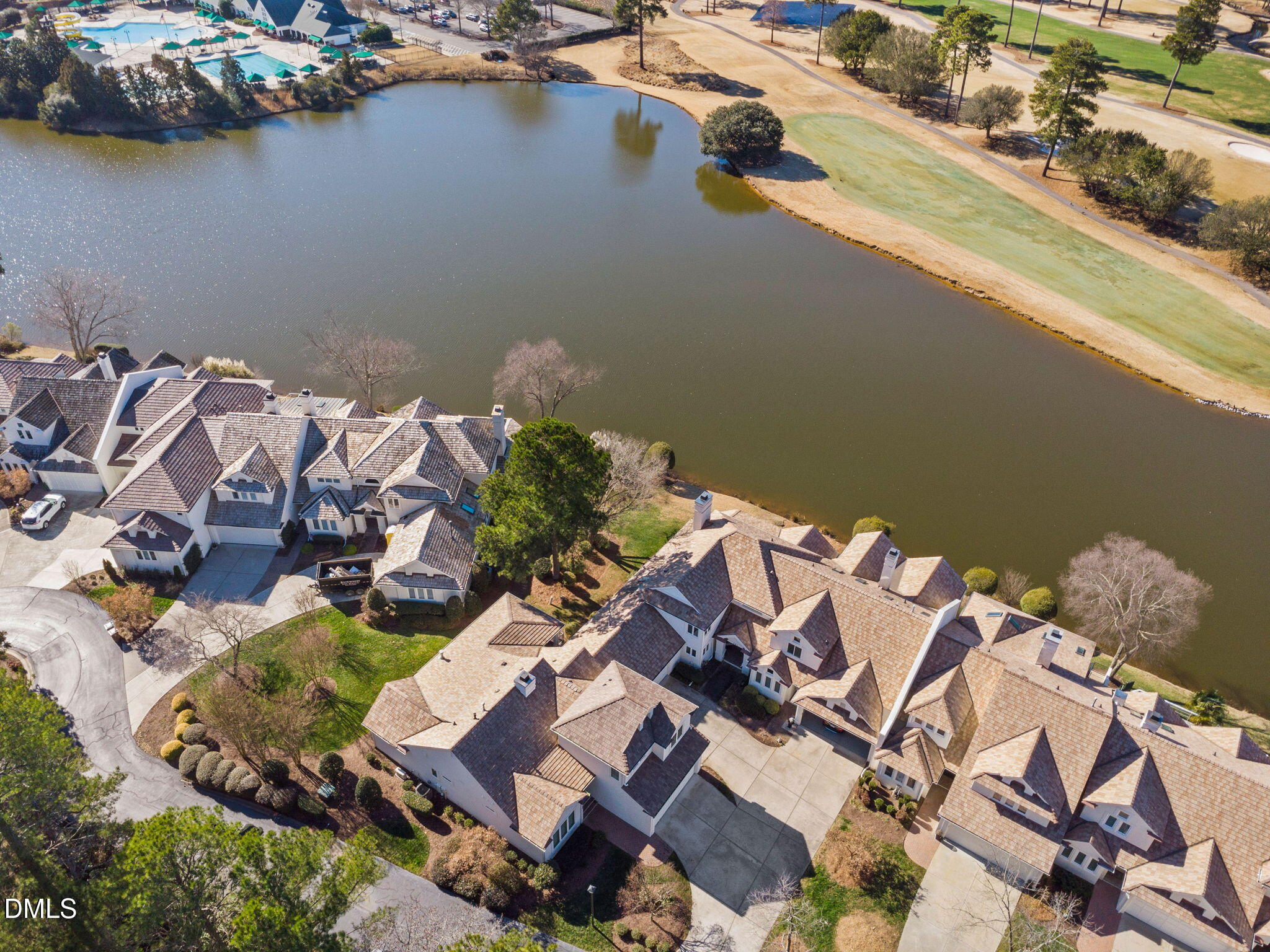 739 Crabtree Crossing