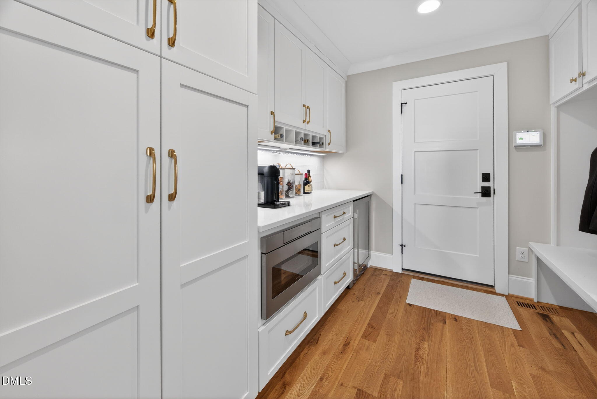 739 Crabtree Crossing