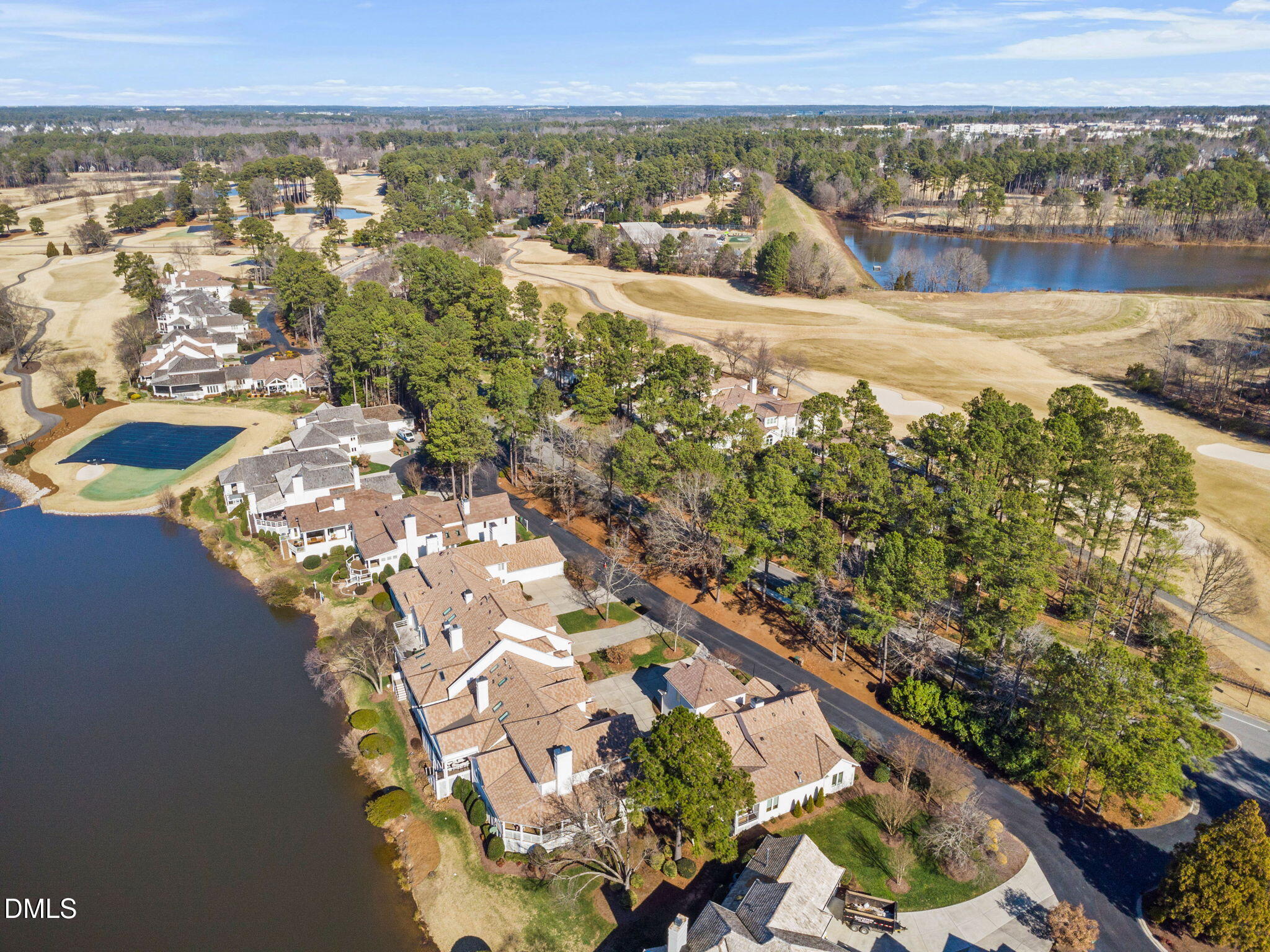 739 Crabtree Crossing