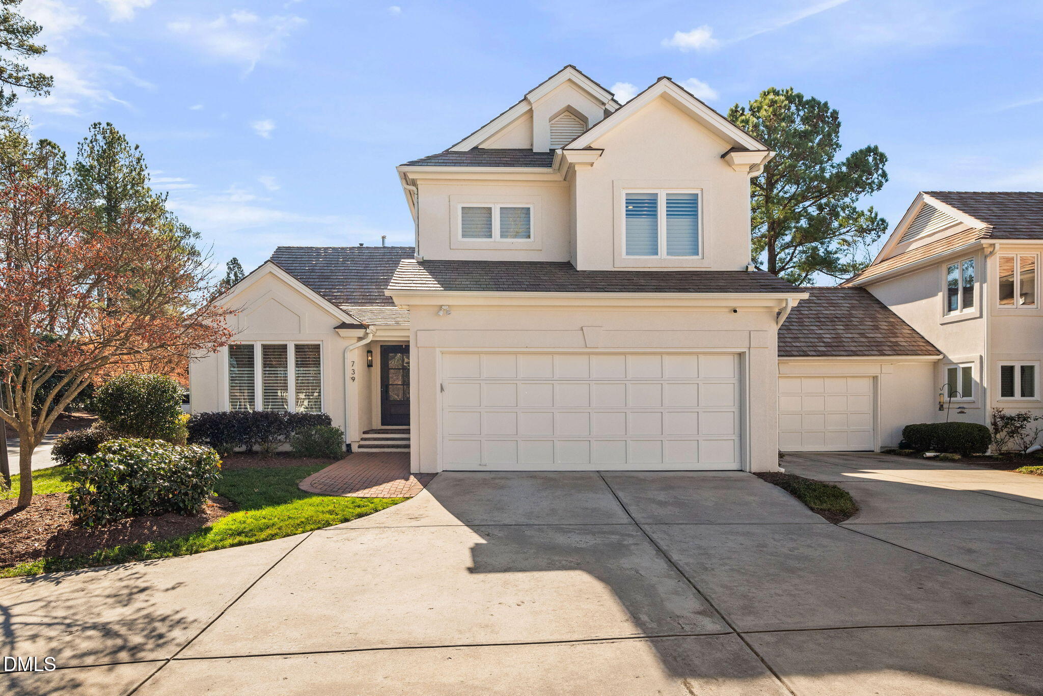 739 Crabtree Crossing