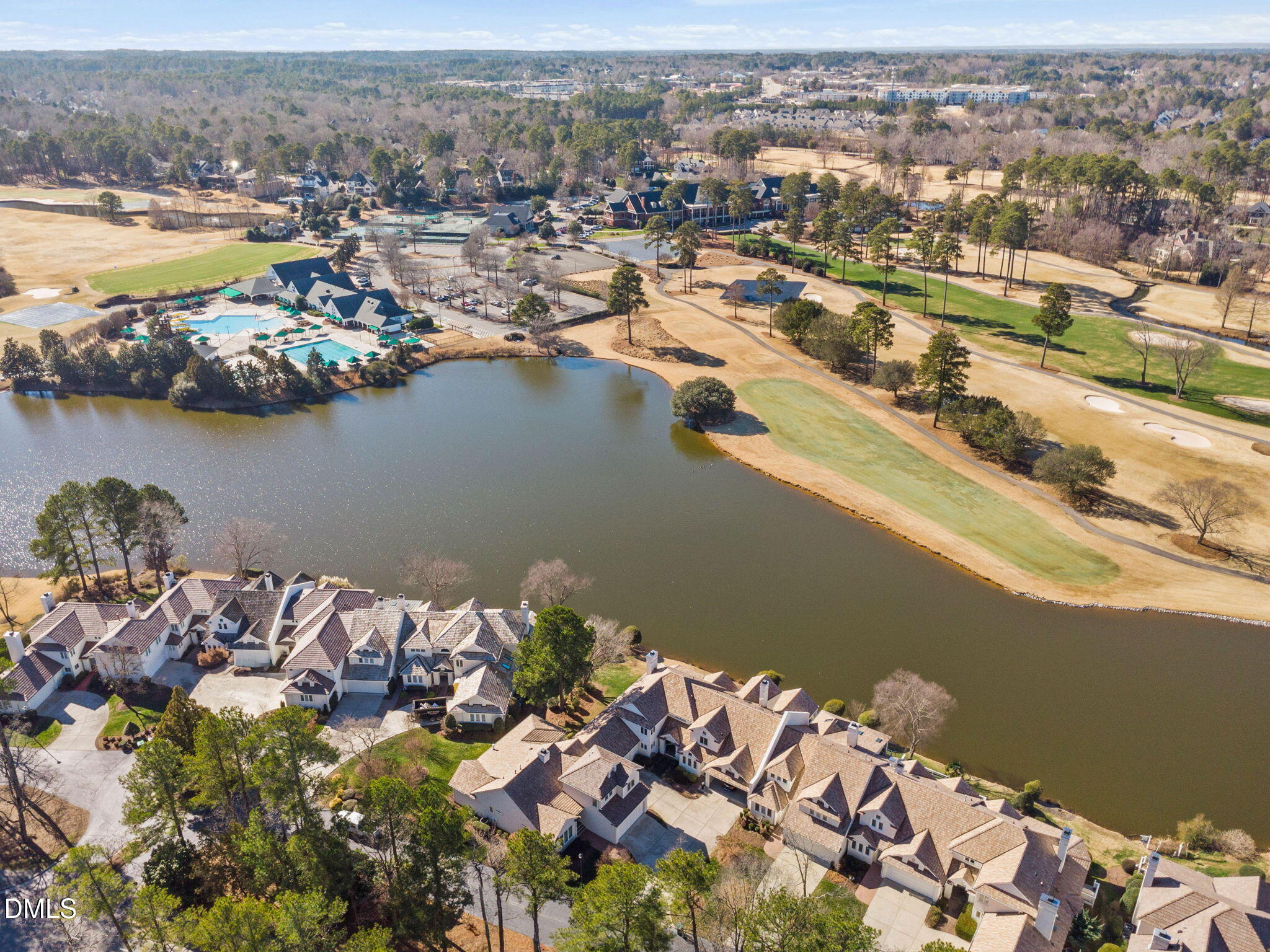 739 Crabtree Crossing