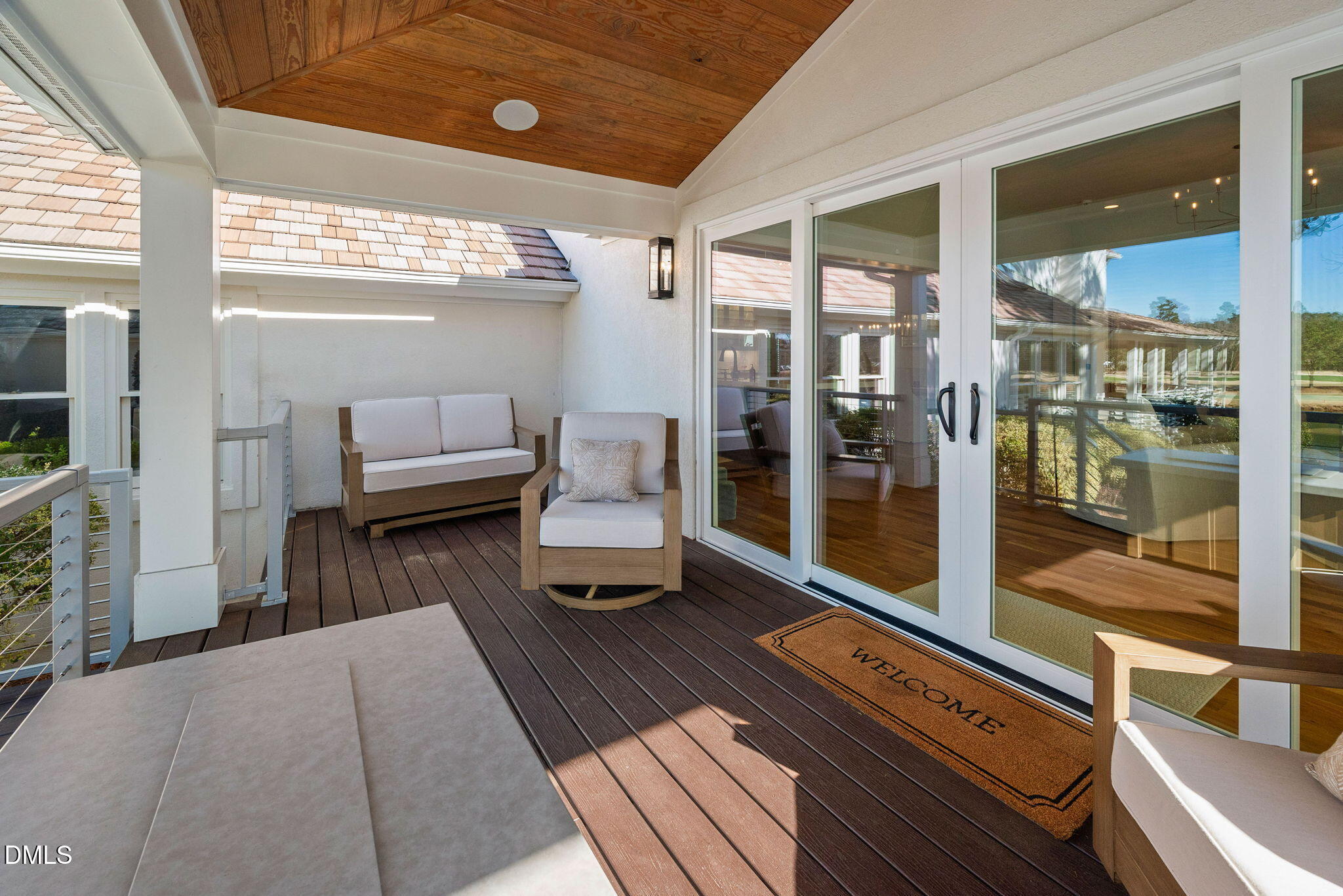 739 Crabtree Crossing