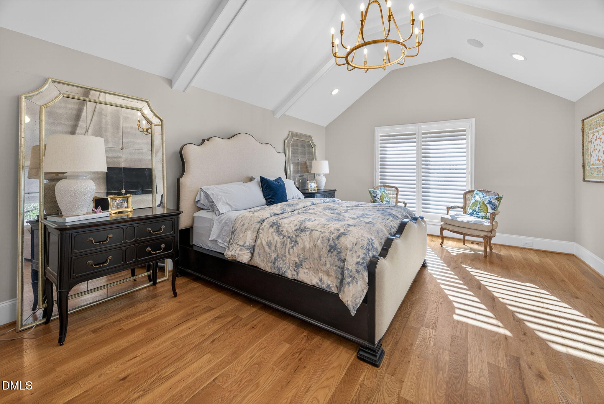 739 Crabtree Crossing