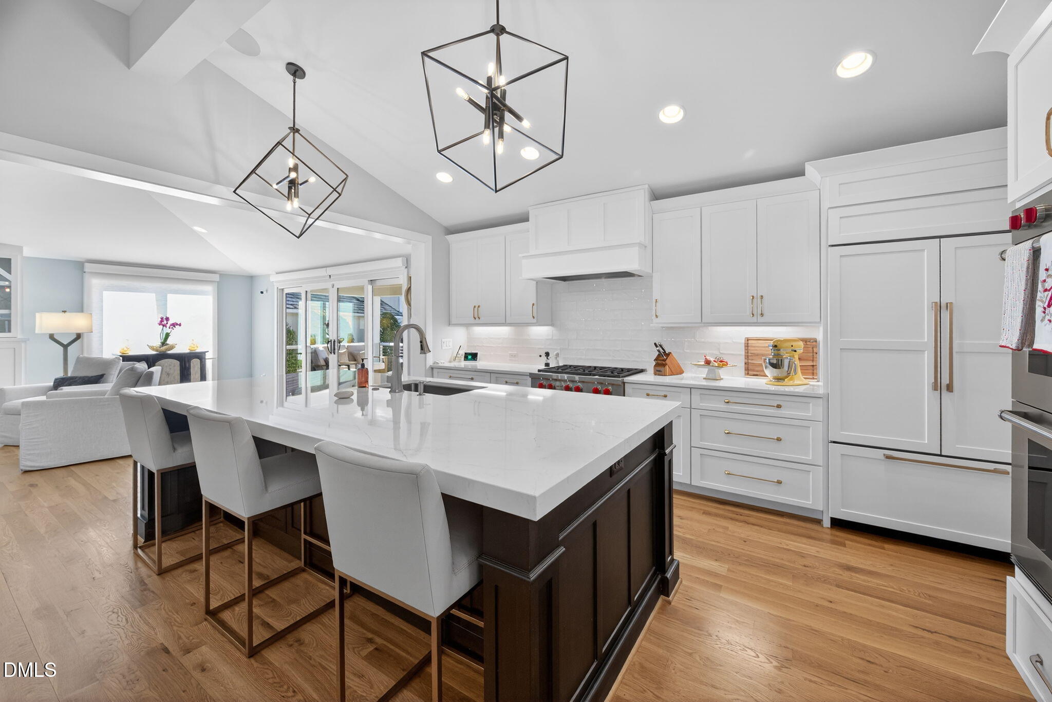 739 Crabtree Crossing