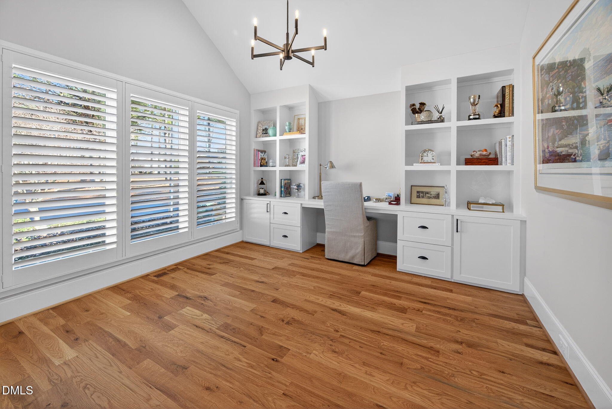 739 Crabtree Crossing