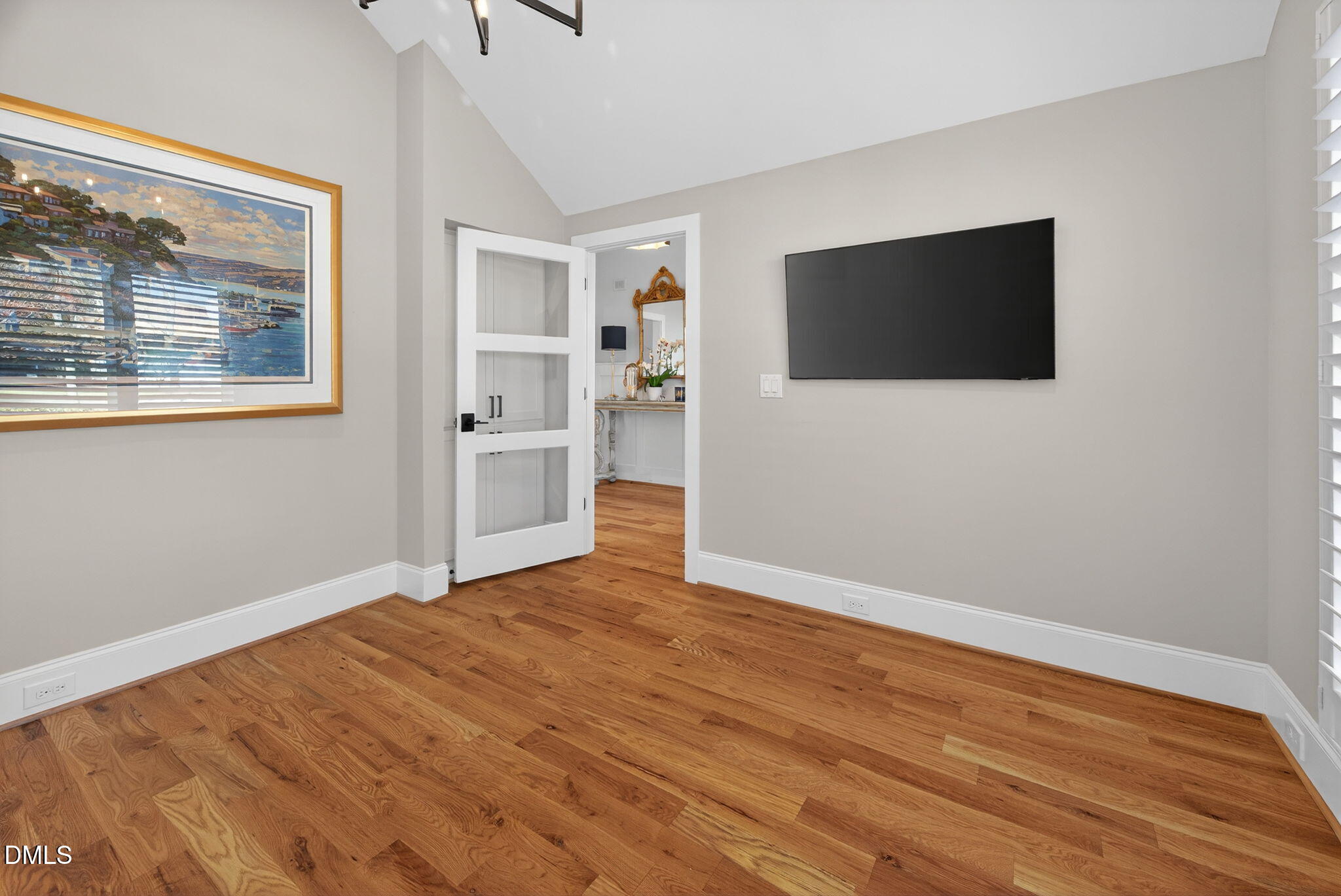 739 Crabtree Crossing