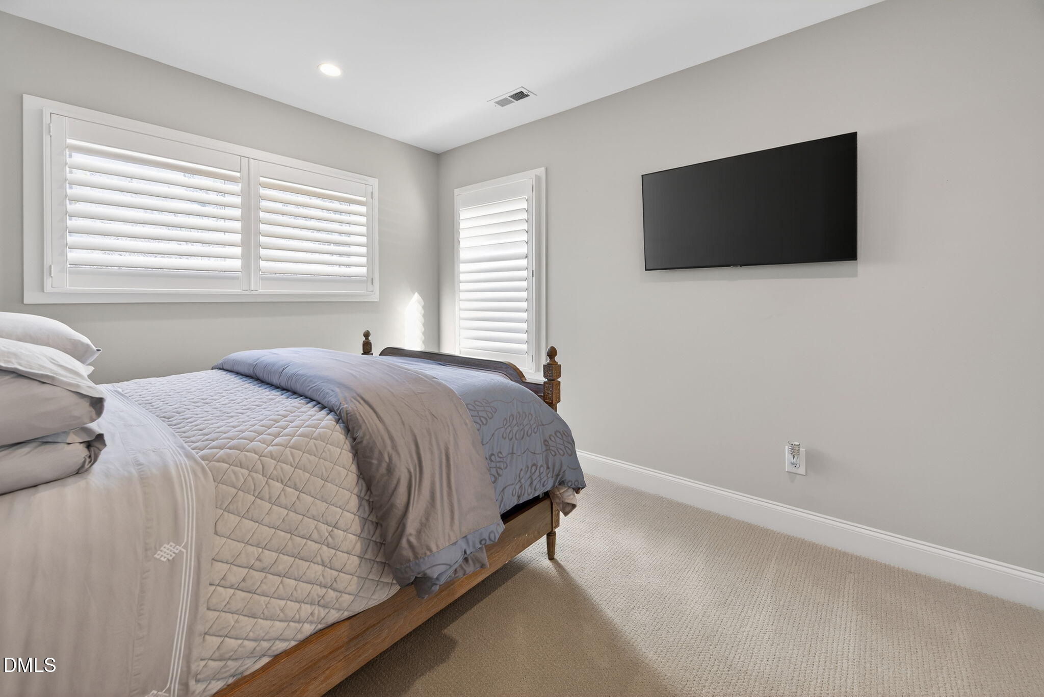 739 Crabtree Crossing