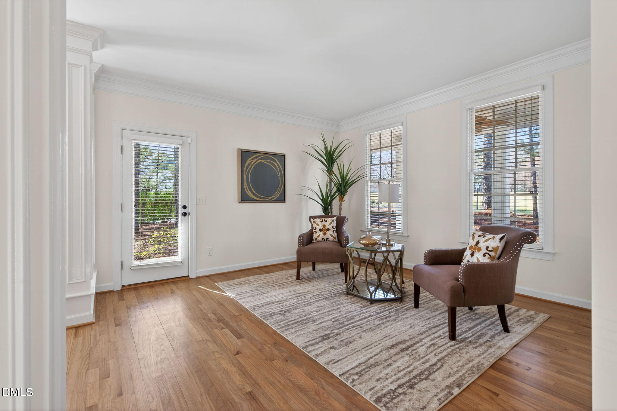 106 Circle On The Green Green