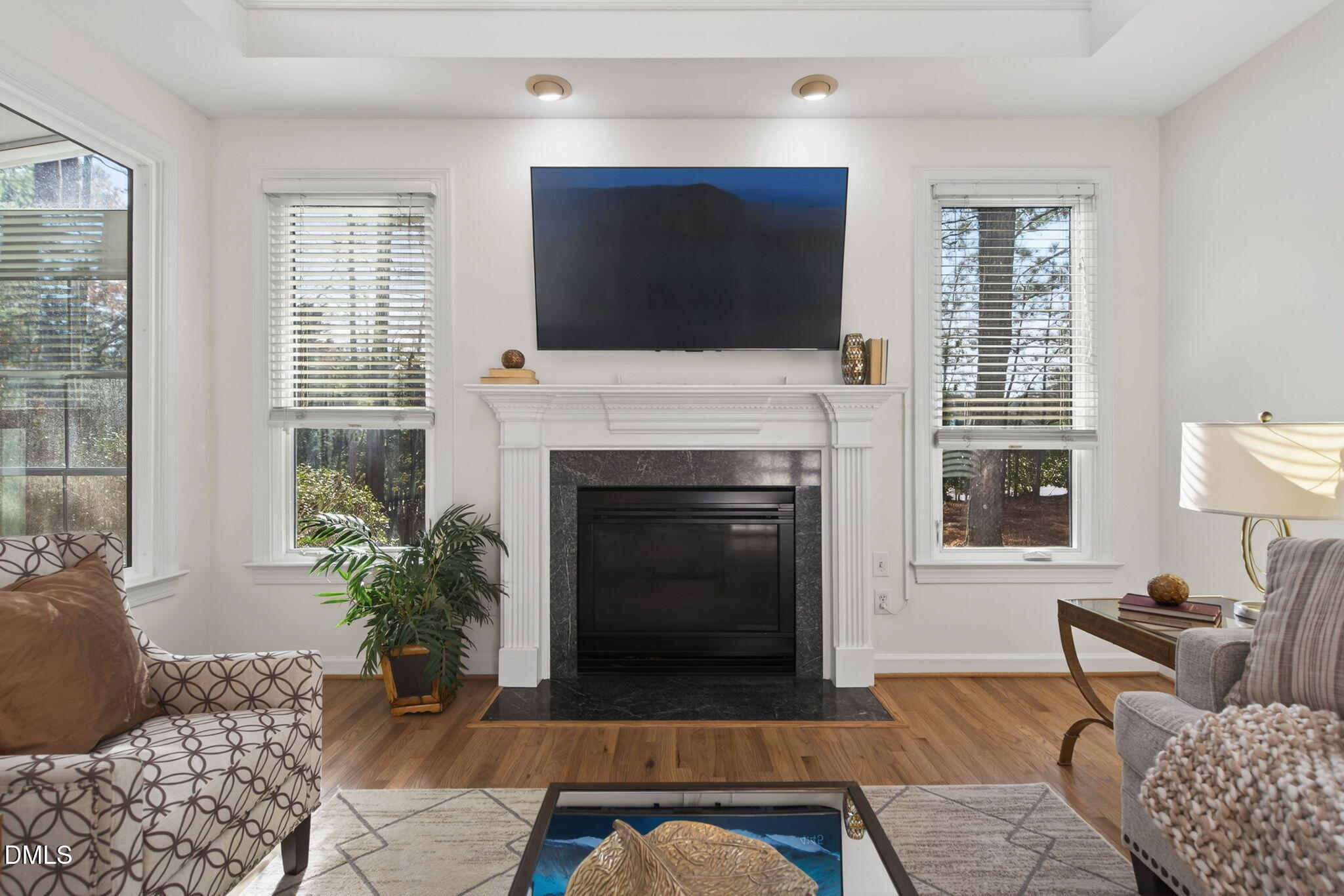 106 Circle On The Green Green