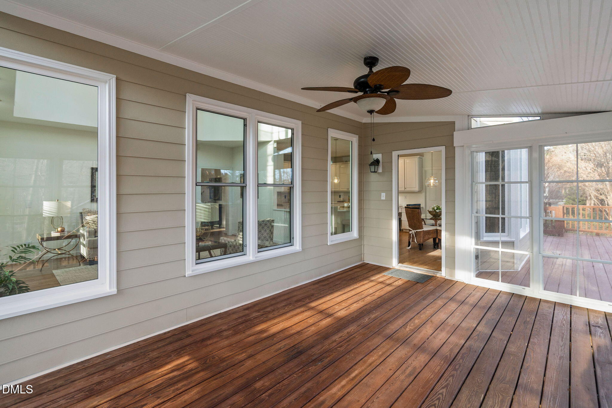 106 Circle On The Green Green