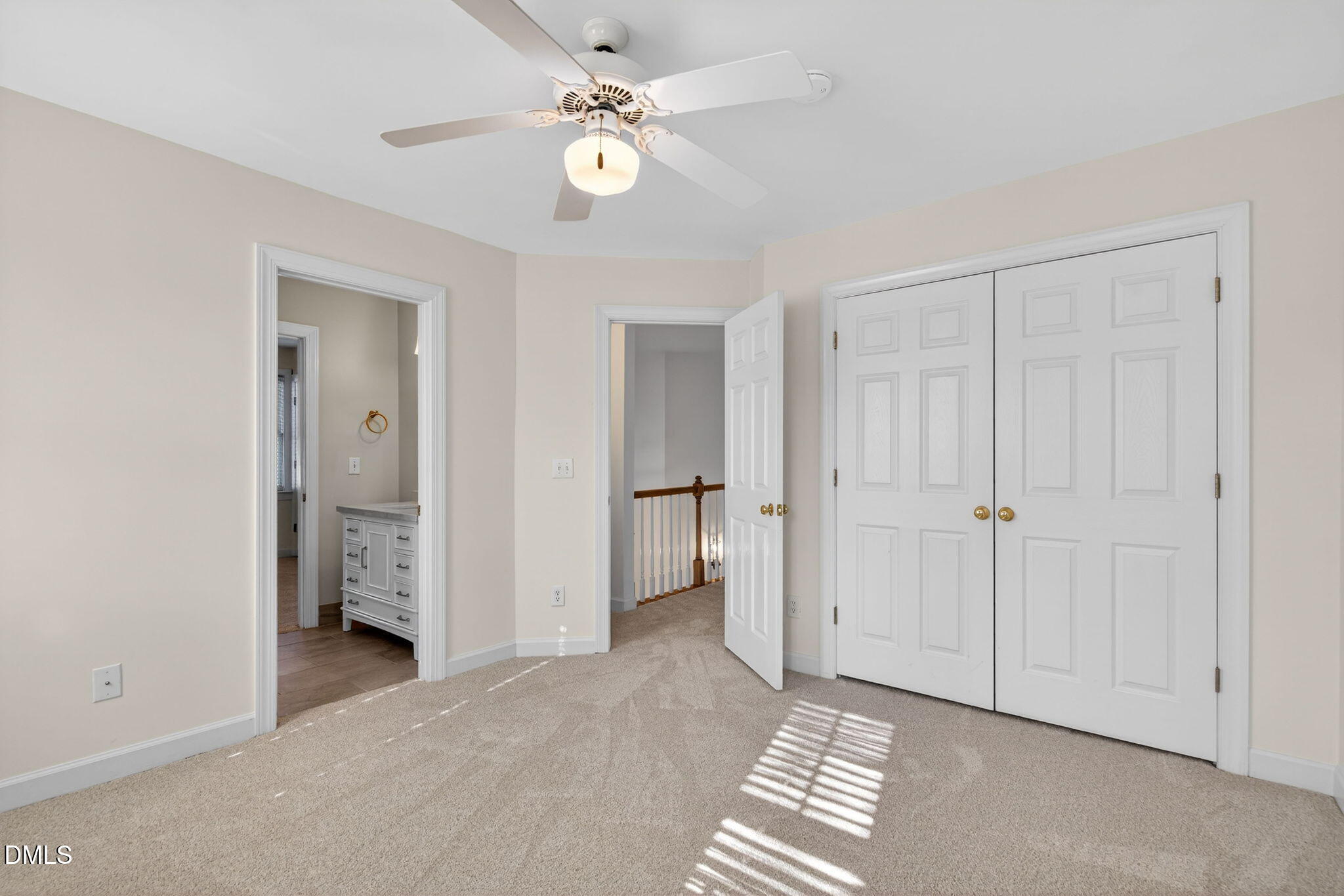 106 Circle On The Green Green