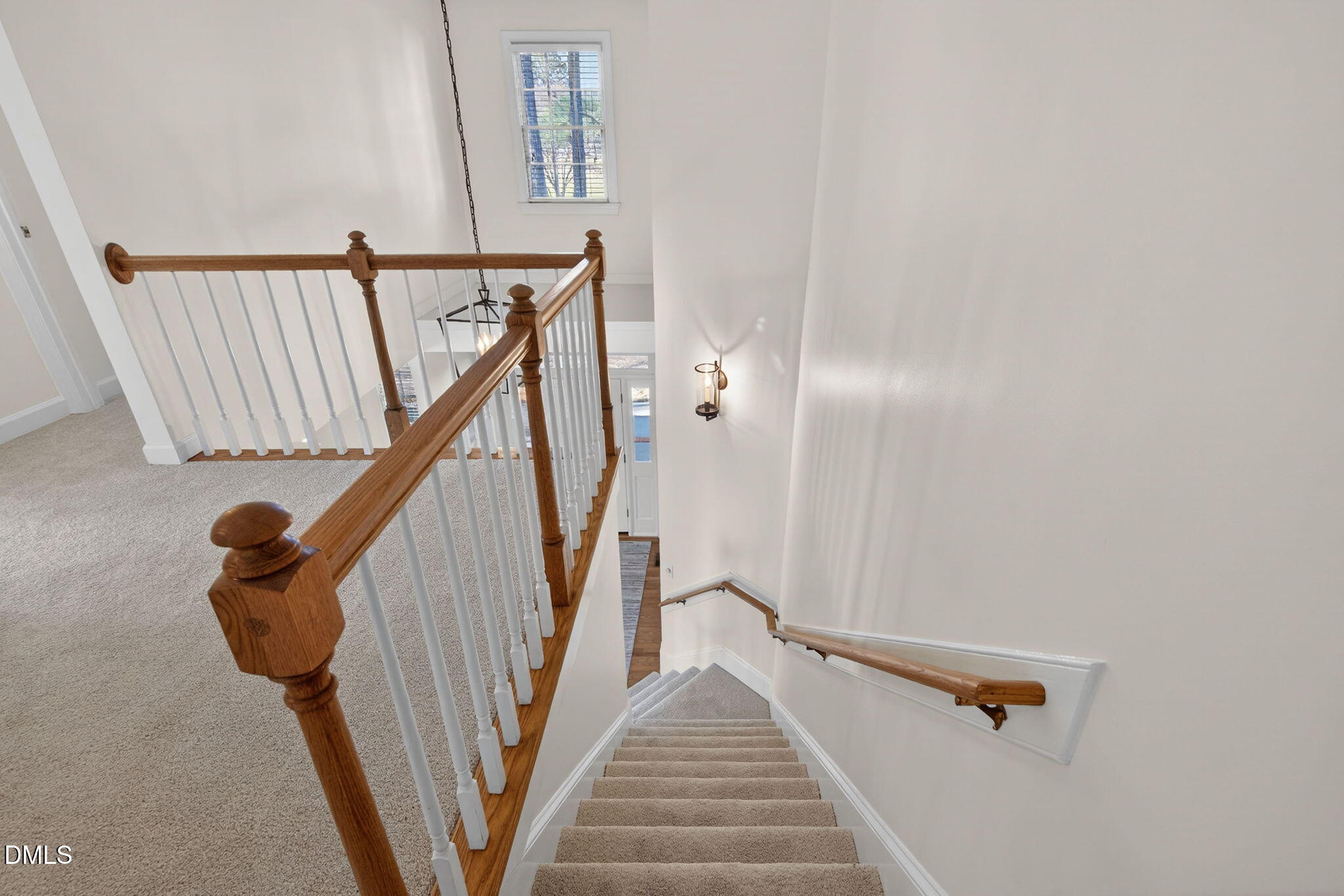 106 Circle On The Green Green