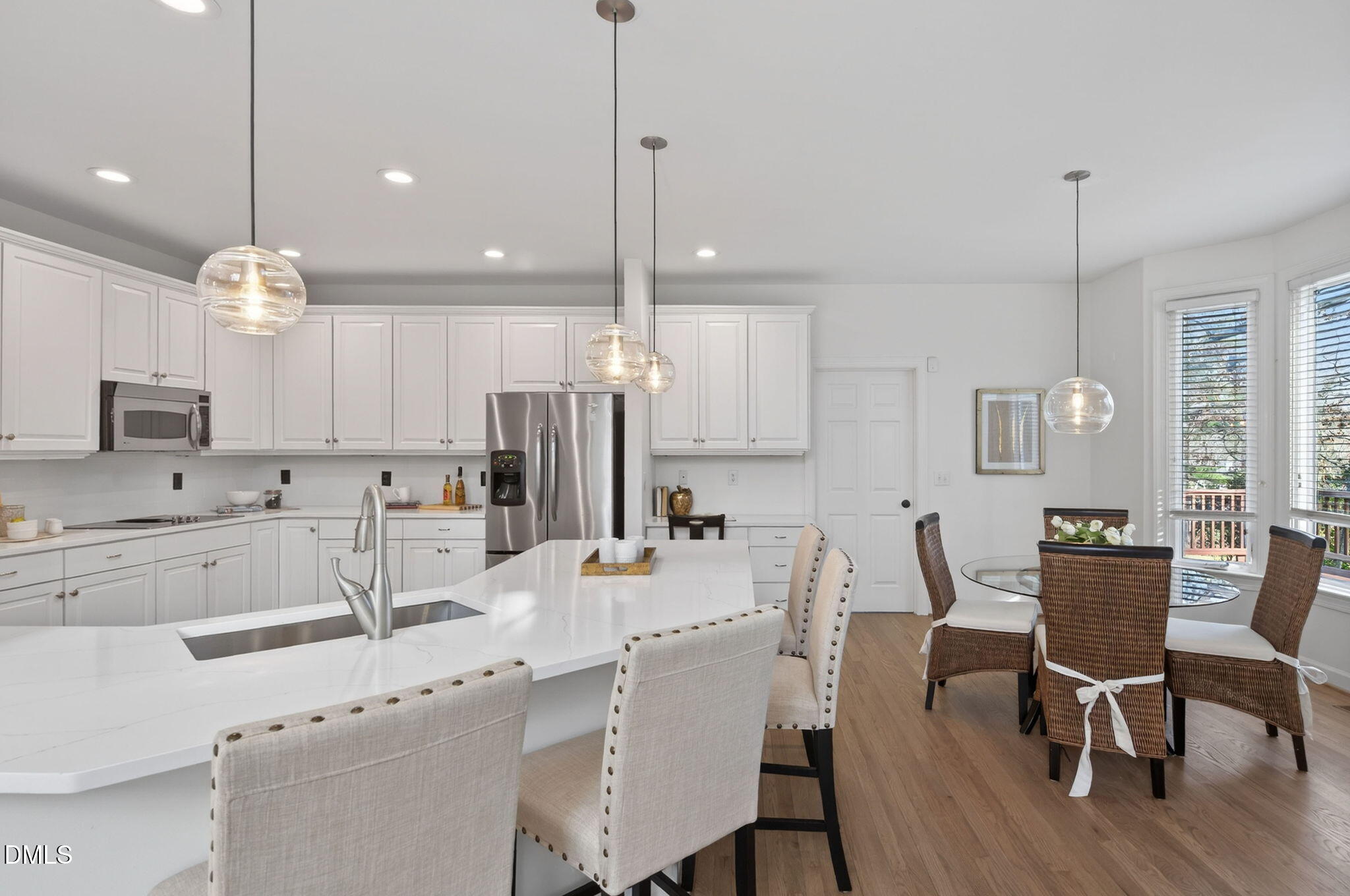 106 Circle On The Green Green