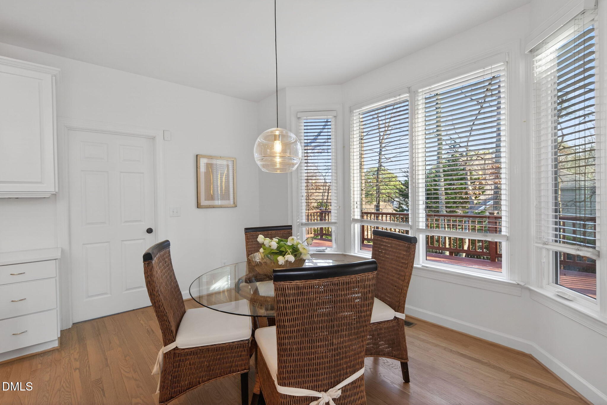 106 Circle On The Green Green