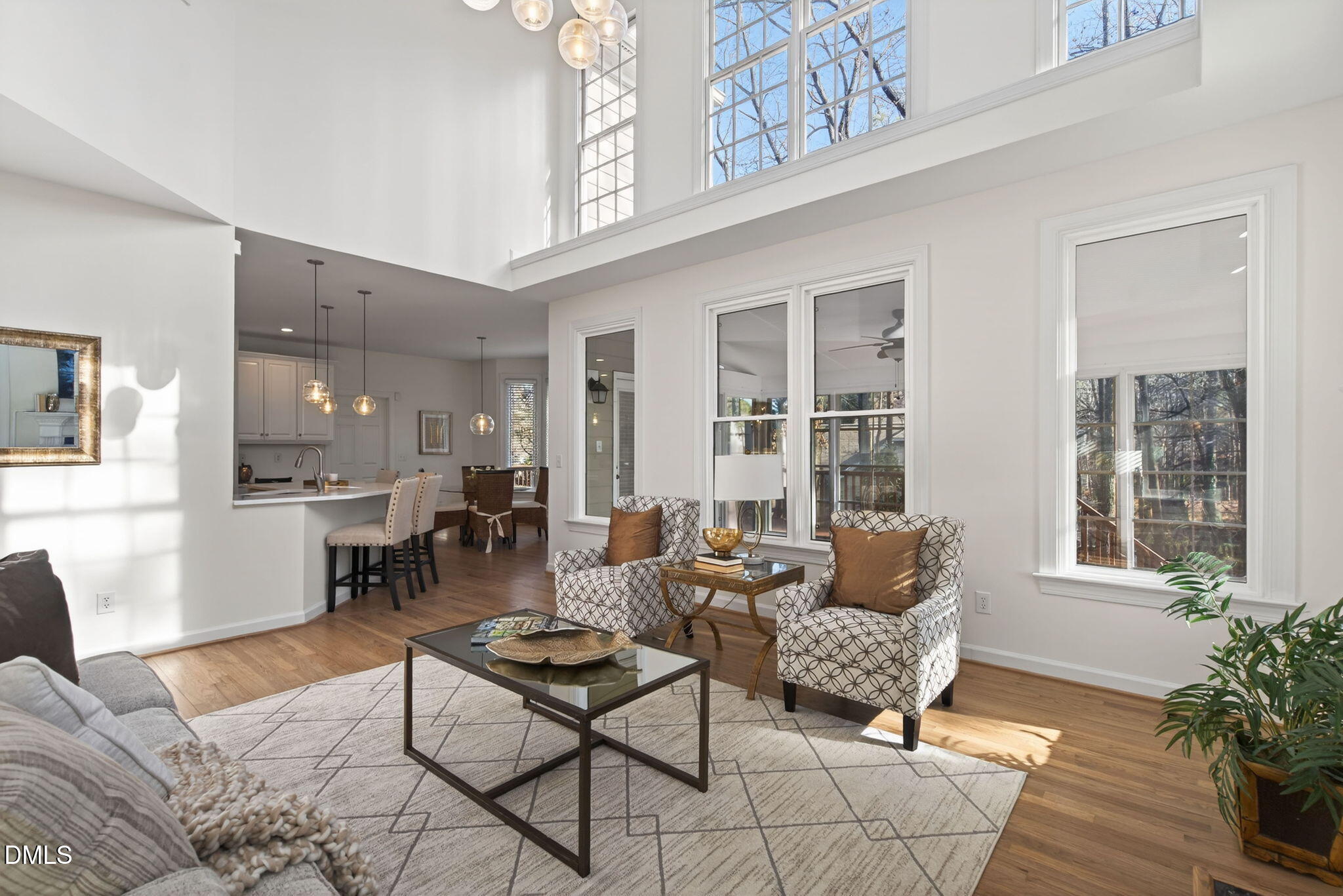 106 Circle On The Green Green