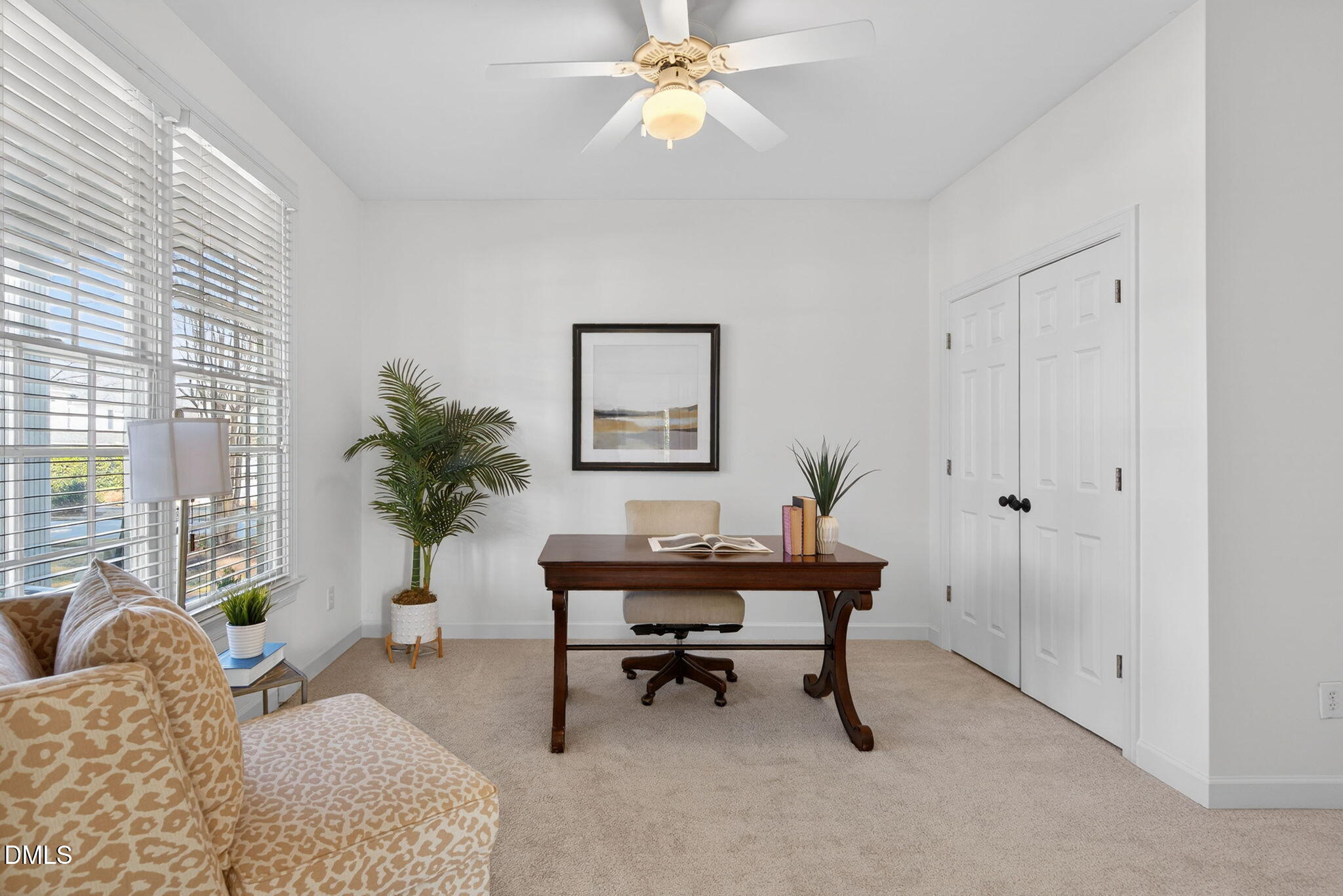 106 Circle On The Green Green