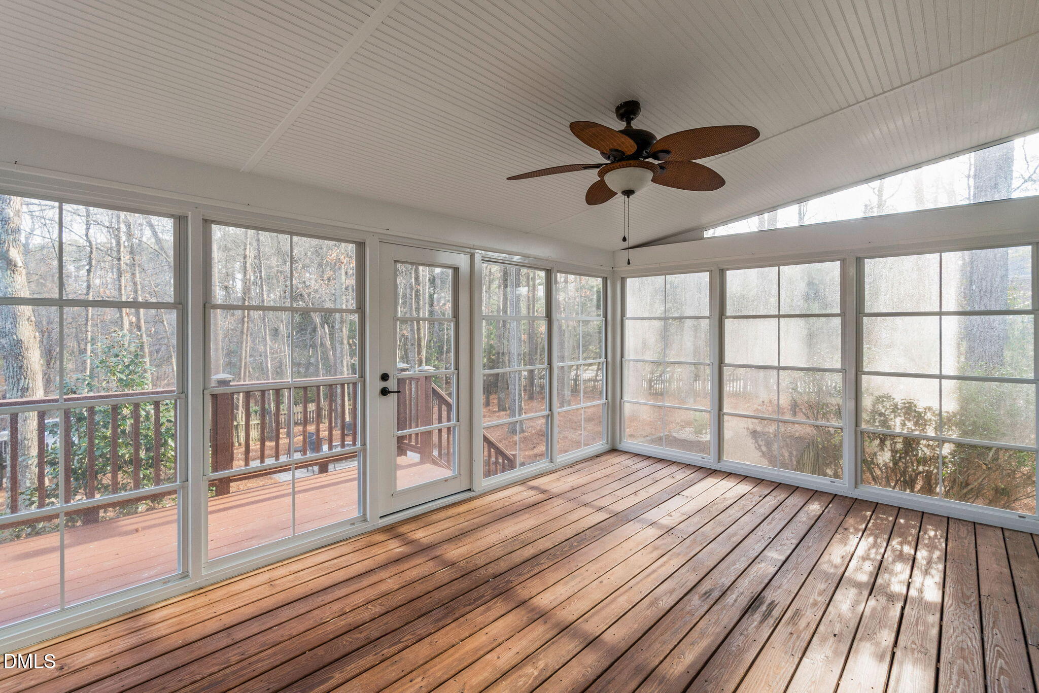 106 Circle On The Green Green