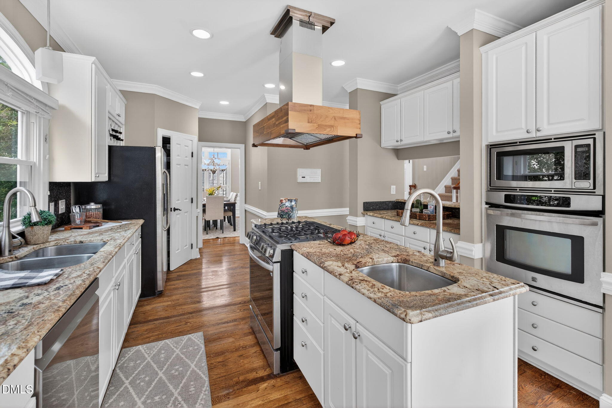 102 Travilah Oaks Lane