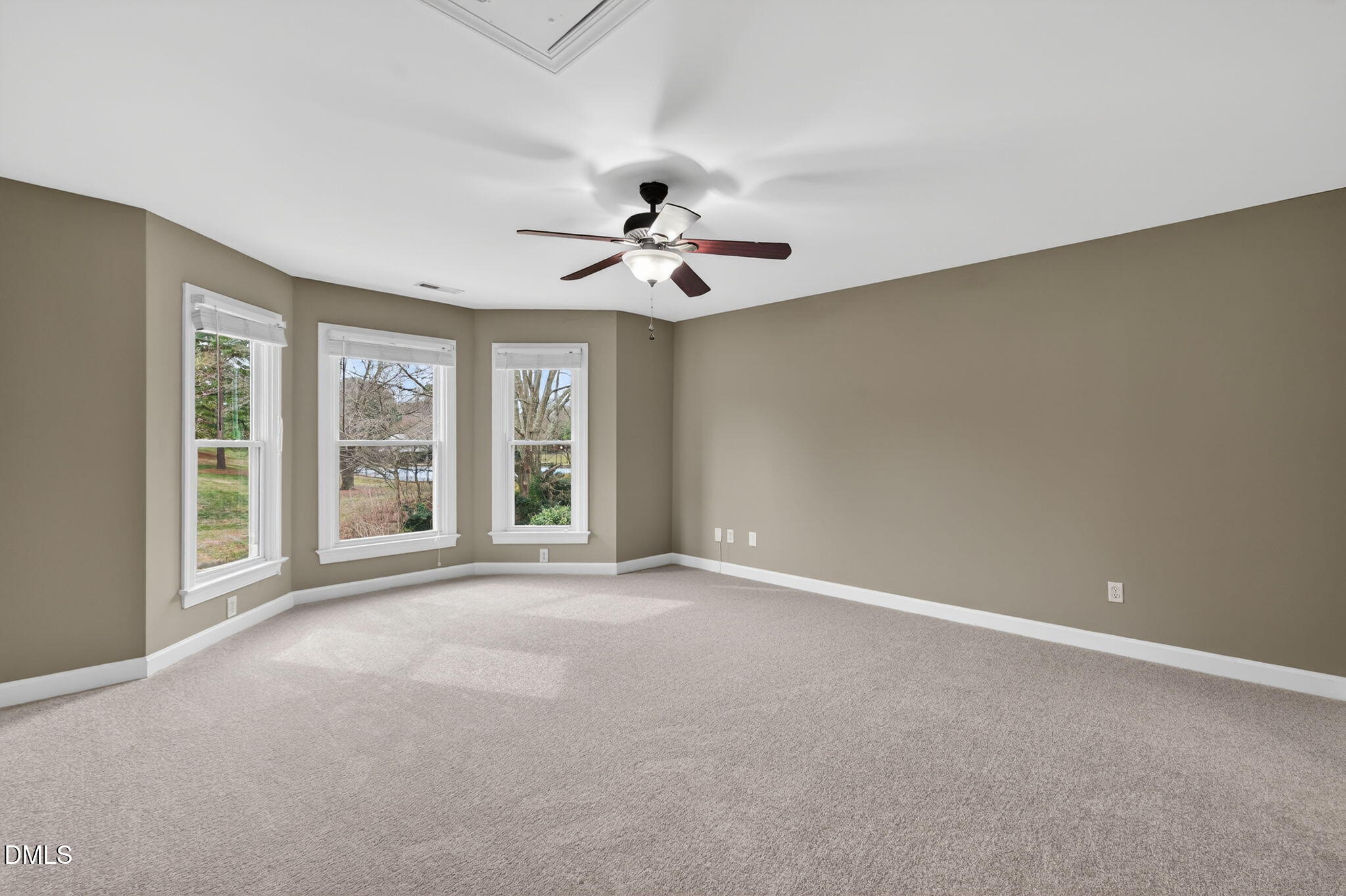 102 Travilah Oaks Lane