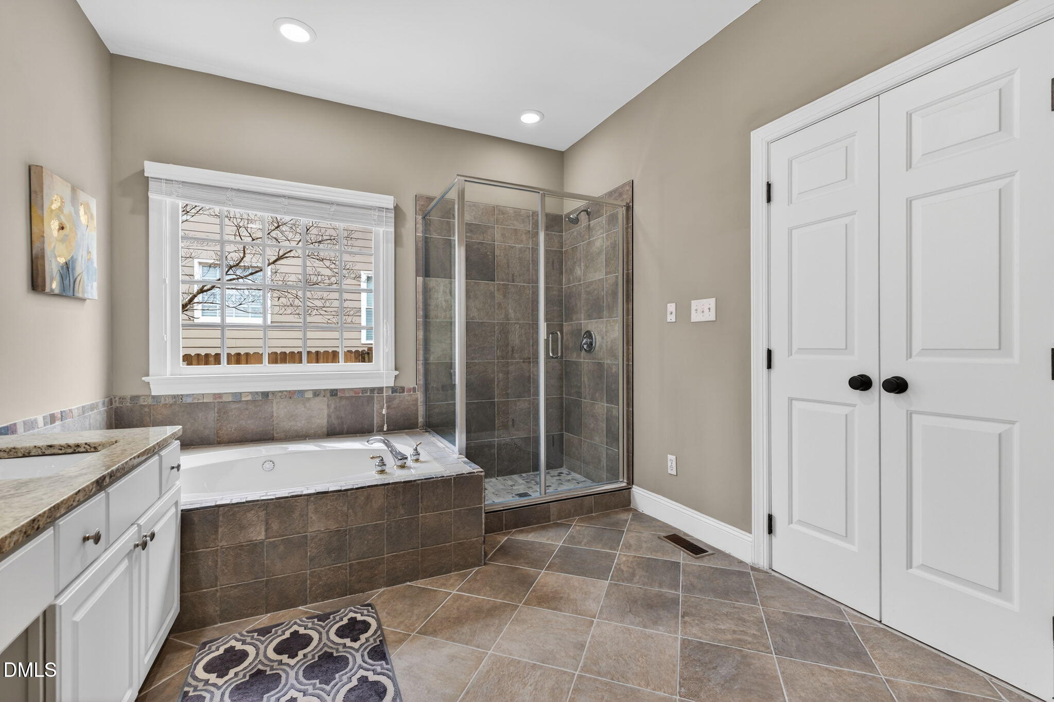 102 Travilah Oaks Lane