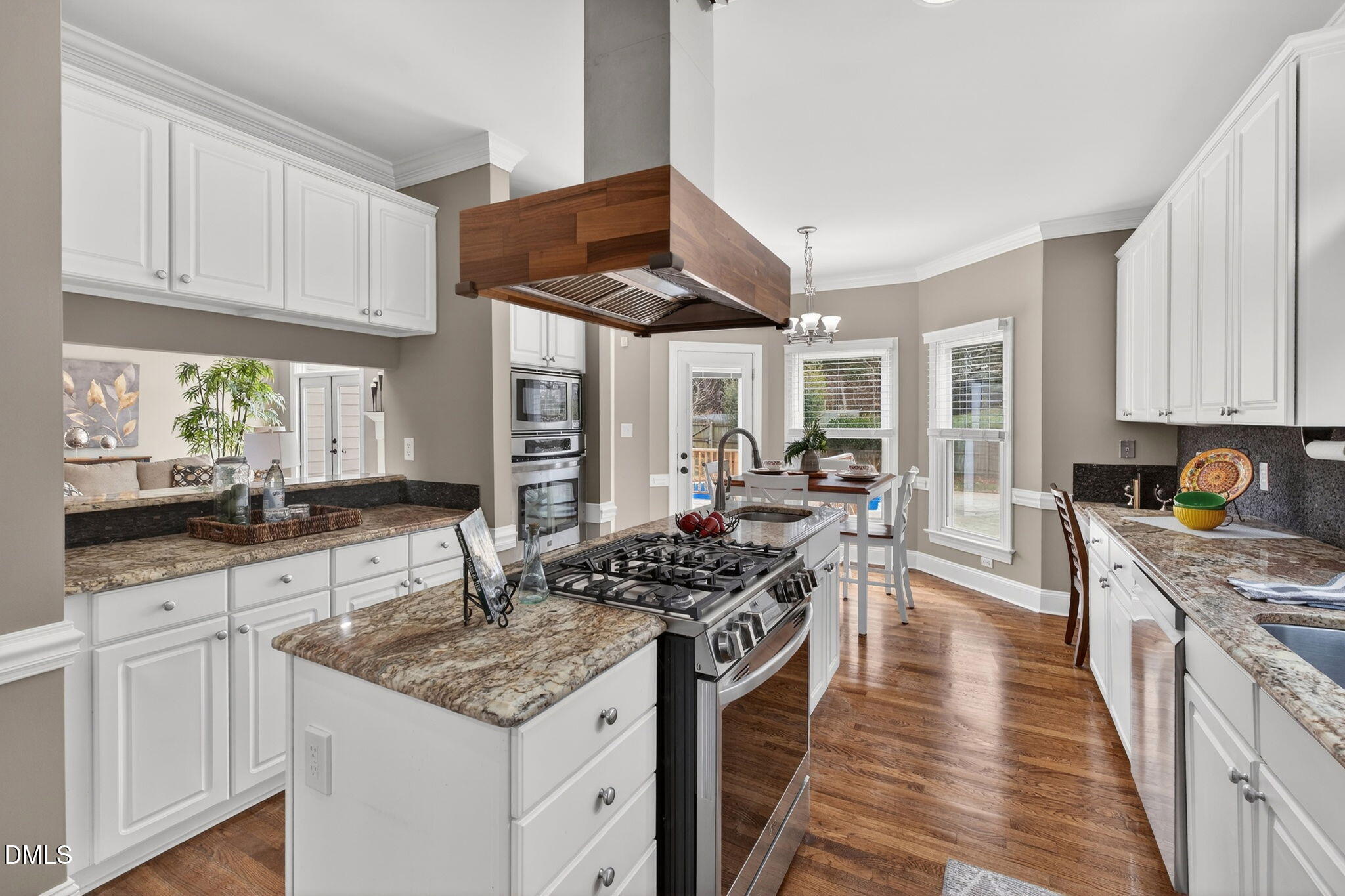 102 Travilah Oaks Lane