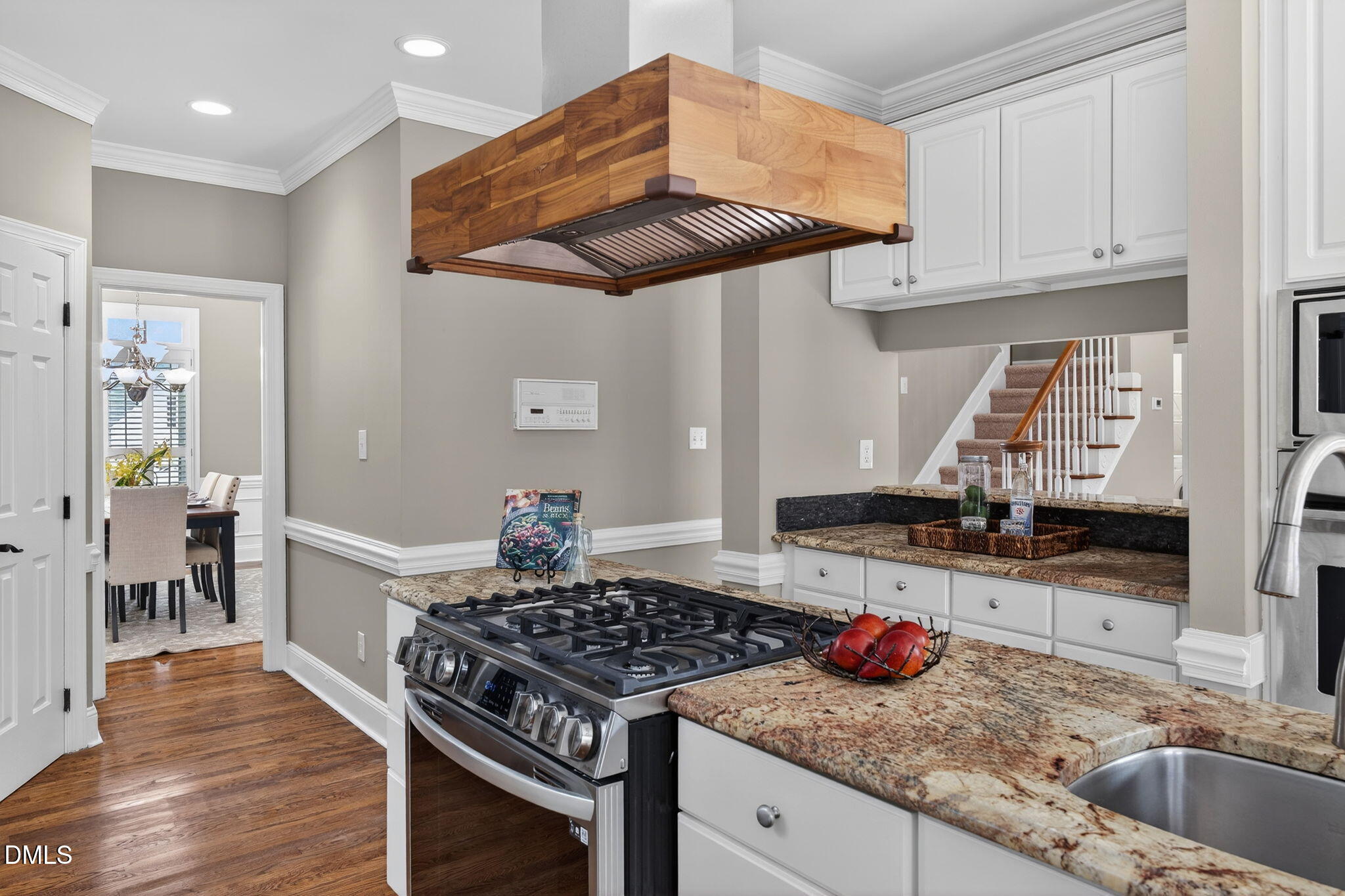 102 Travilah Oaks Lane