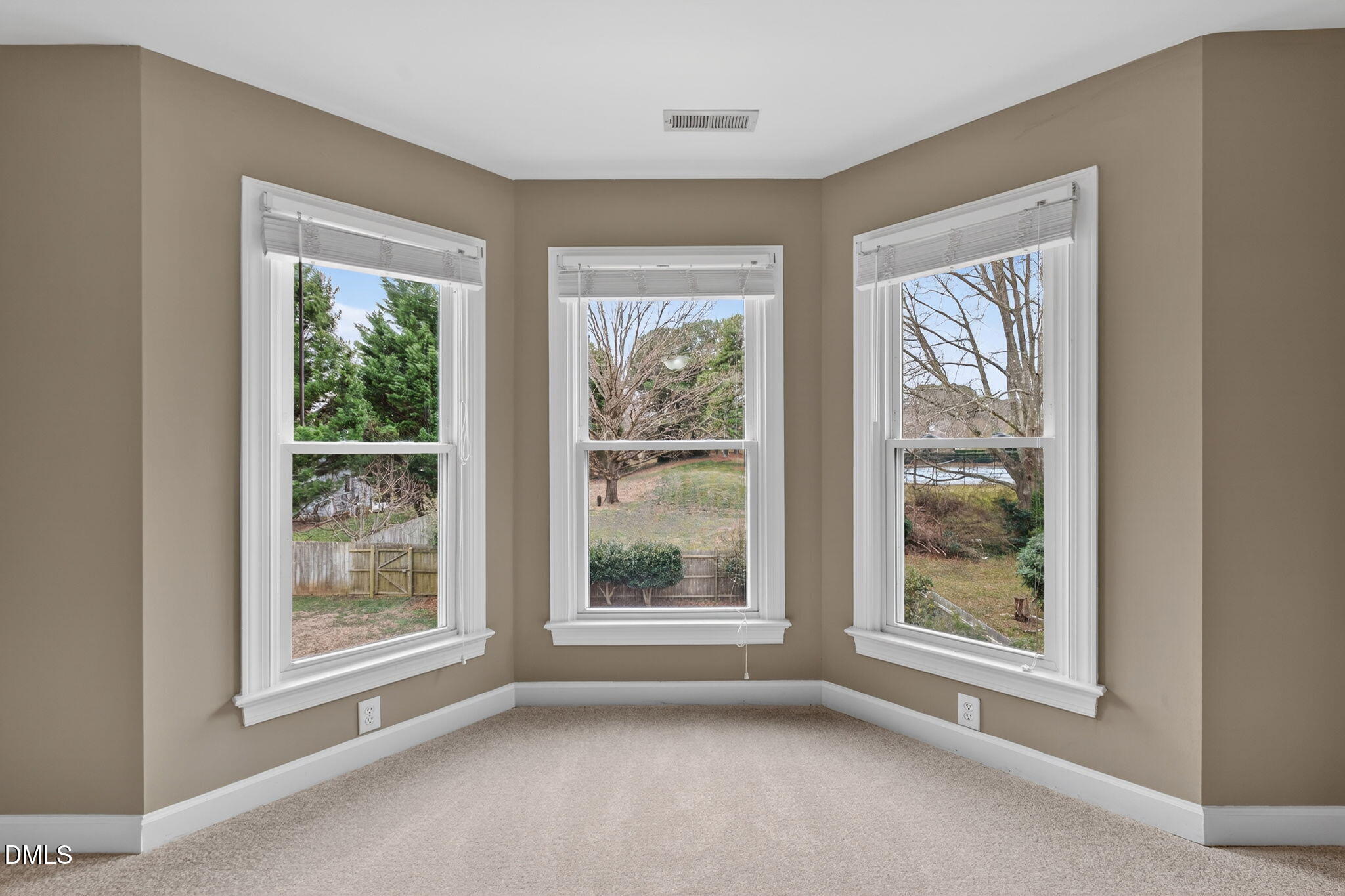 102 Travilah Oaks Lane